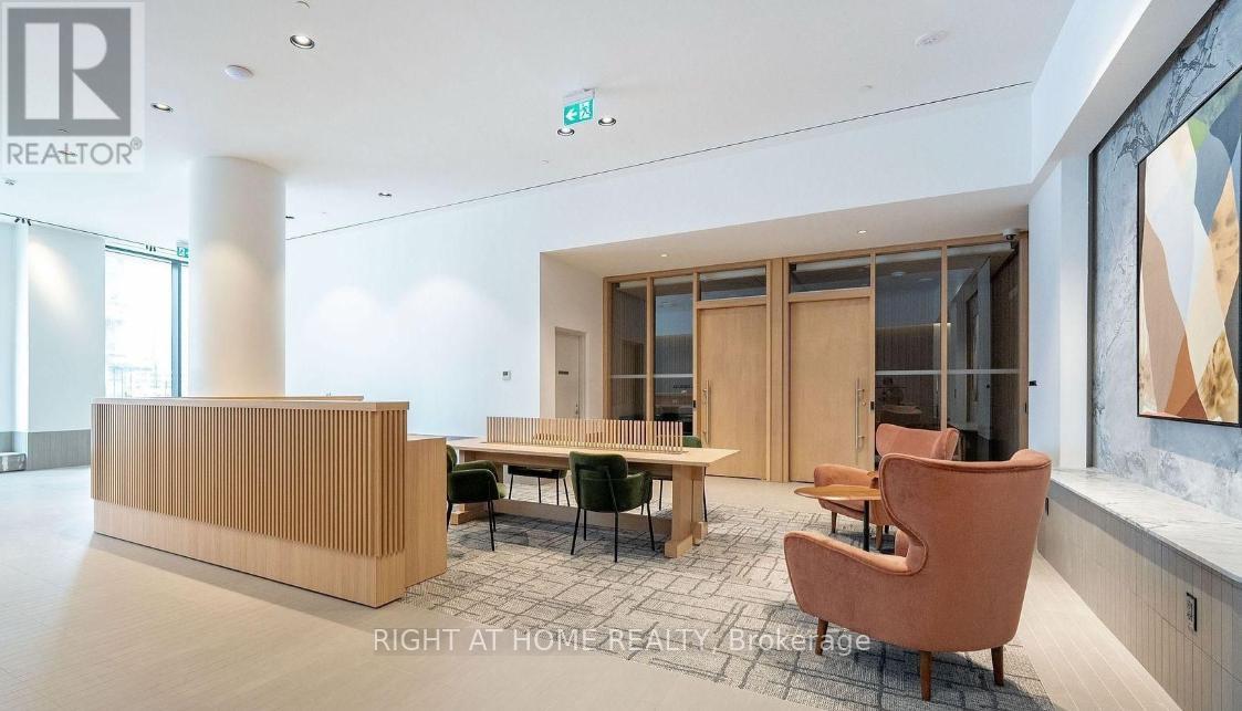 3901 - 395 Square One Drive, Mississauga, Ontario  L5B 0P6 - Photo 26 - W12985994