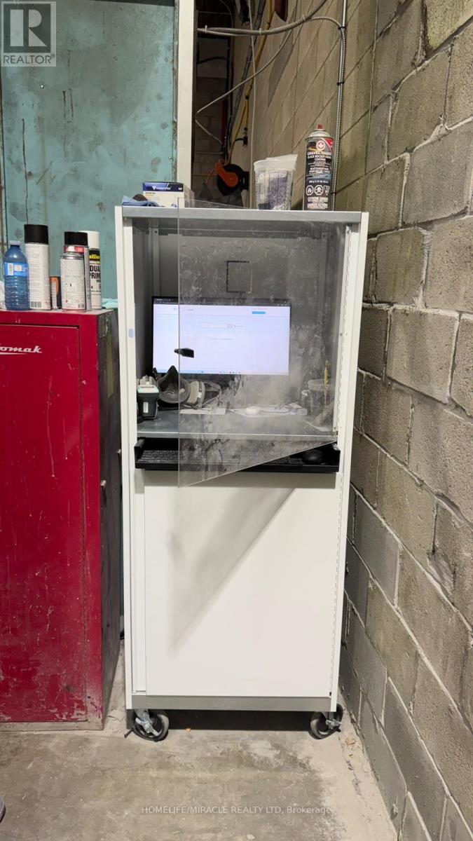 #8 - 101 Glidden Road, Brampton, Ontario  L6T 3W6 - Photo 13 - W12986000