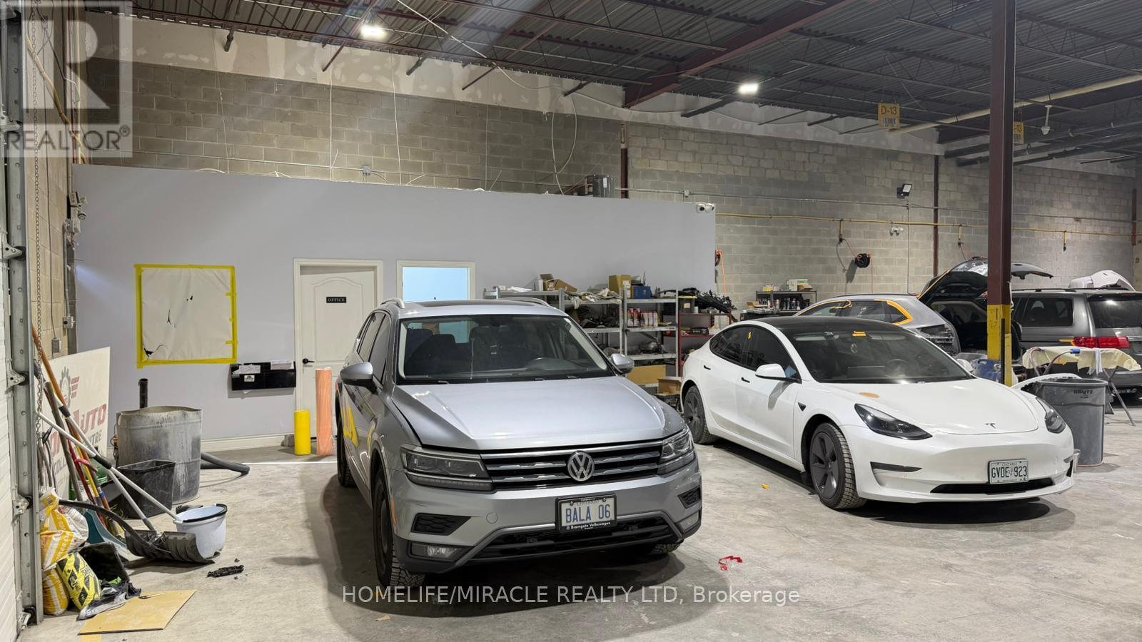 #8 - 101 Glidden Road, Brampton, Ontario  L6T 3W6 - Photo 6 - W12986000