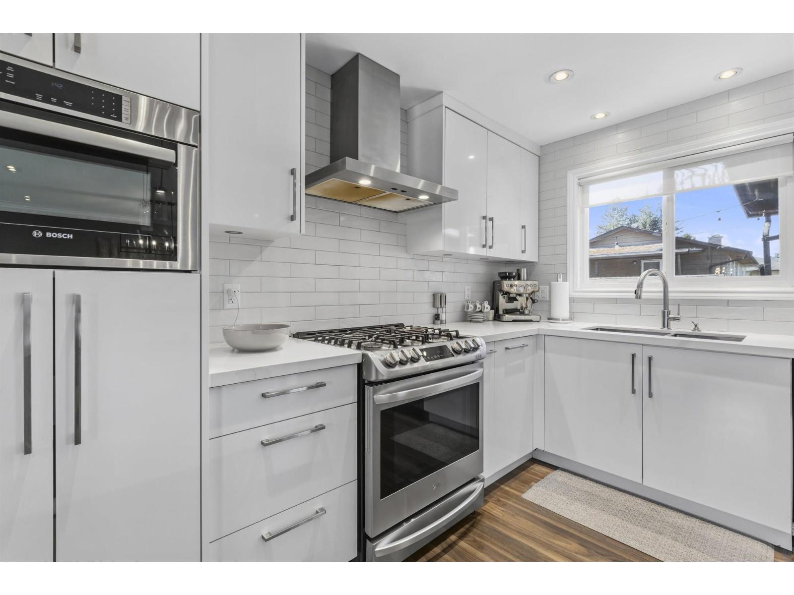 8431 118a Street, Delta, British Columbia  V4C 6K7 - Photo 4 - R3109984