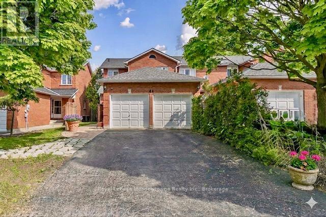 44 CORBETT STREET, Cambridge, Ontario