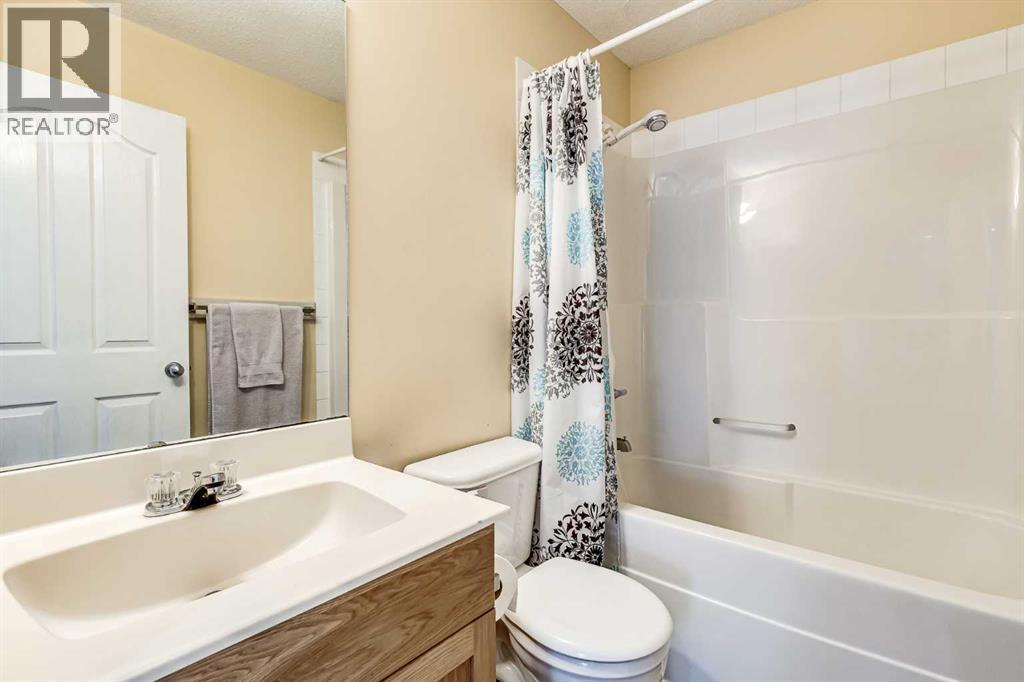 94 New Brighton Circle Se, Calgary, Alberta  T2Z 4B3 - Photo 23 - A2290924