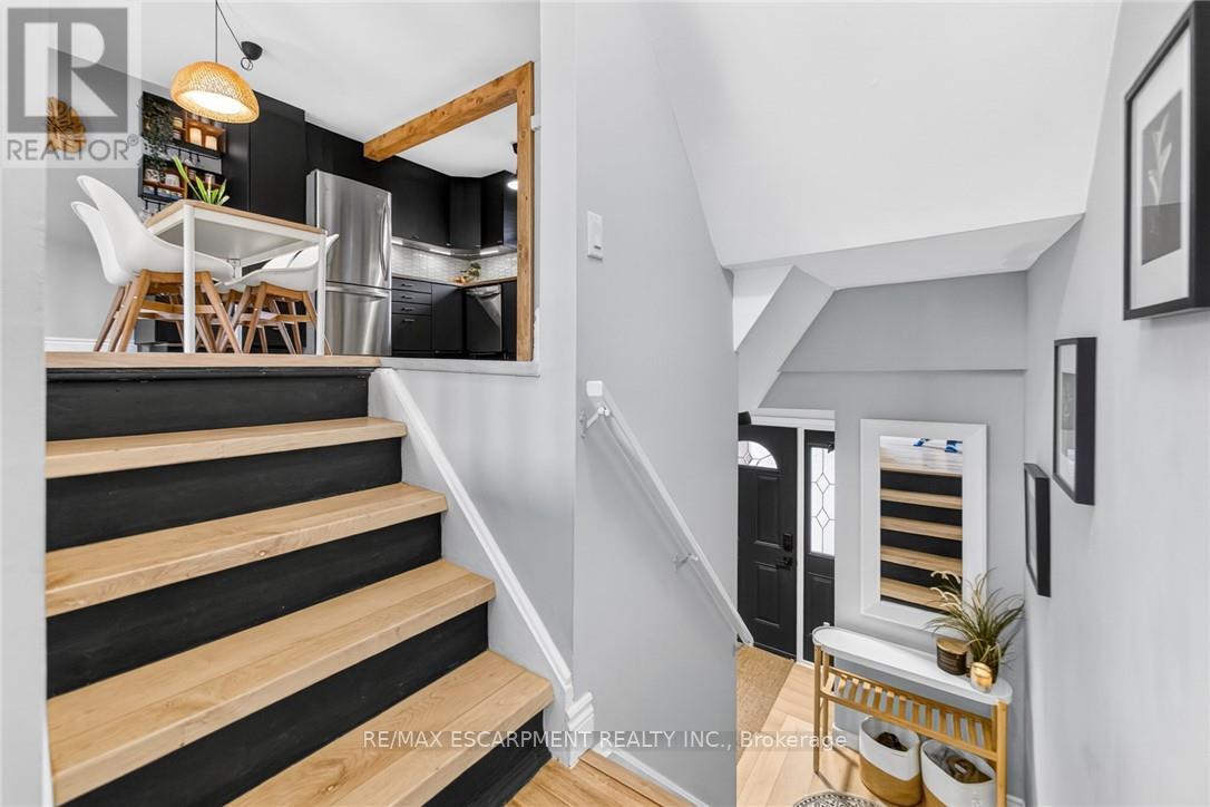 15 - 23 Watsons Lane, Hamilton, Ontario  L9H 5G9 - Photo 11 - X12985976