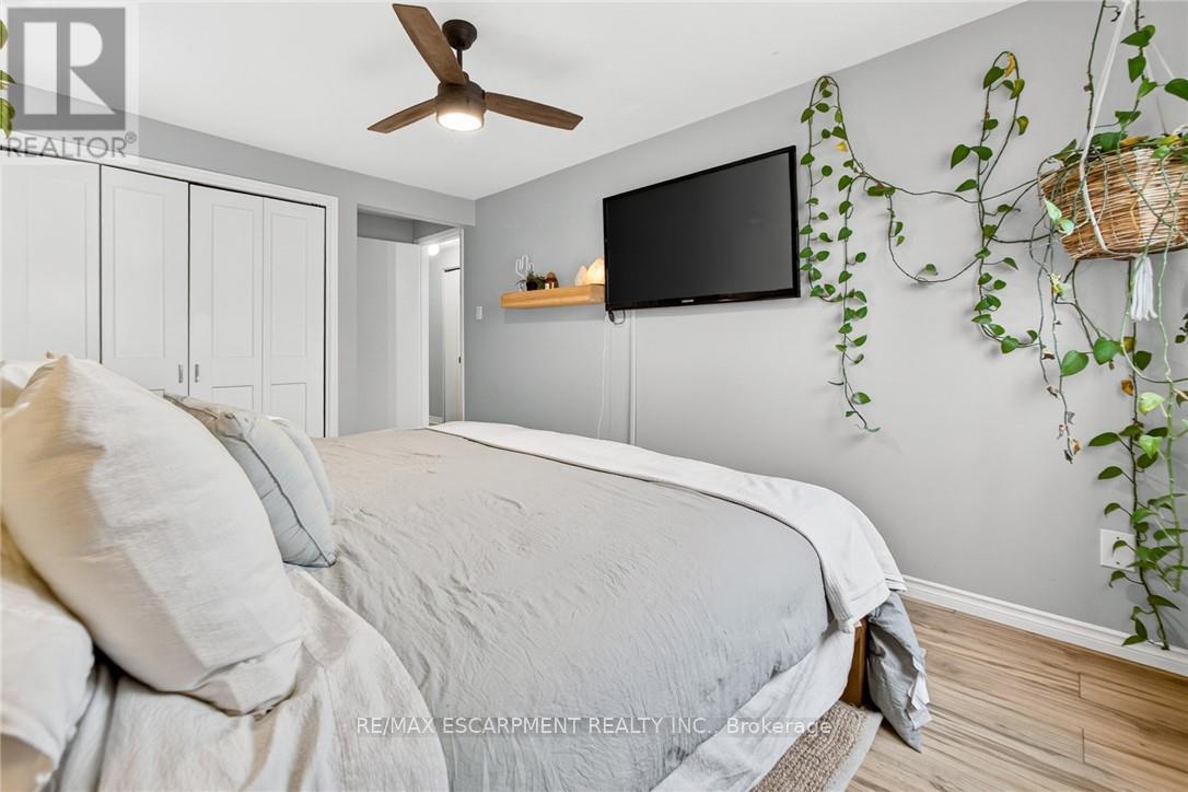 15 - 23 Watsons Lane, Hamilton, Ontario  L9H 5G9 - Photo 25 - X12985976