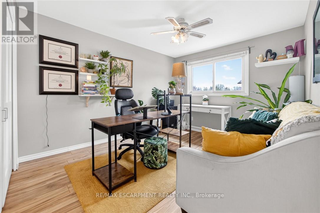 15 - 23 Watsons Lane, Hamilton, Ontario  L9H 5G9 - Photo 26 - X12985976