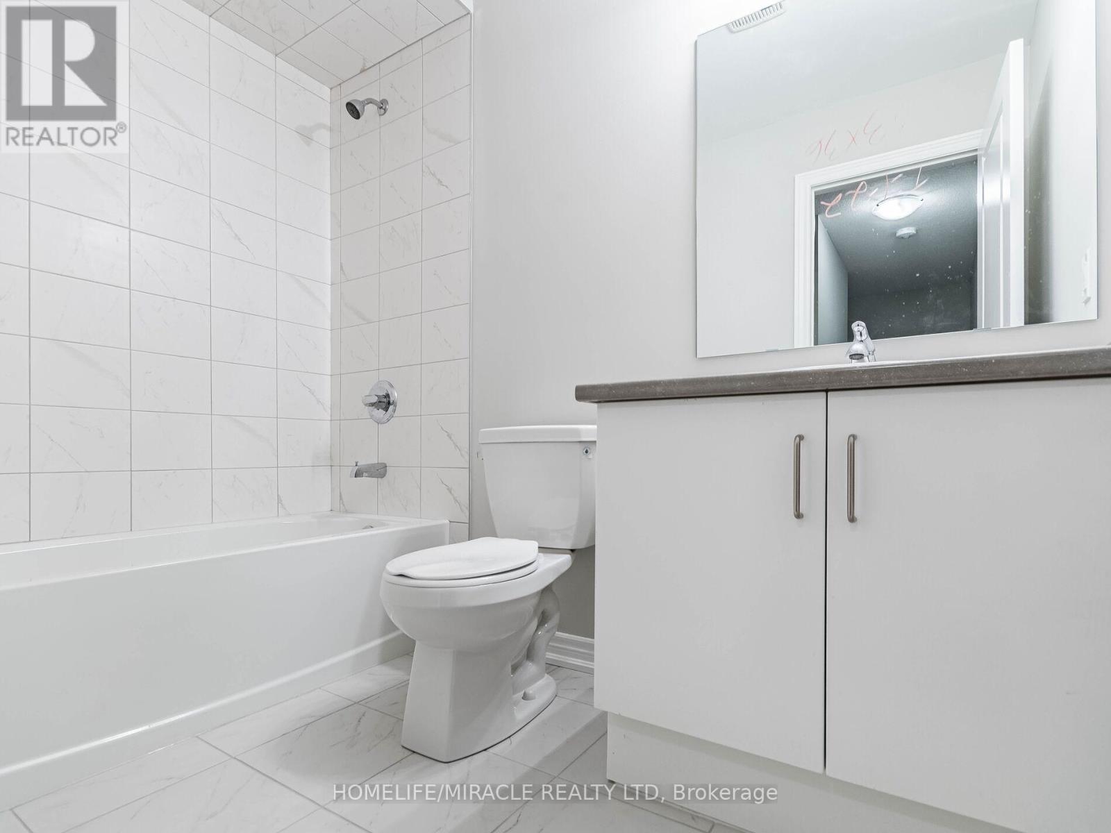 140 Aquasanta Crescent, Hamilton, Ontario  L9B 0J8 - Photo 37 - X12985988