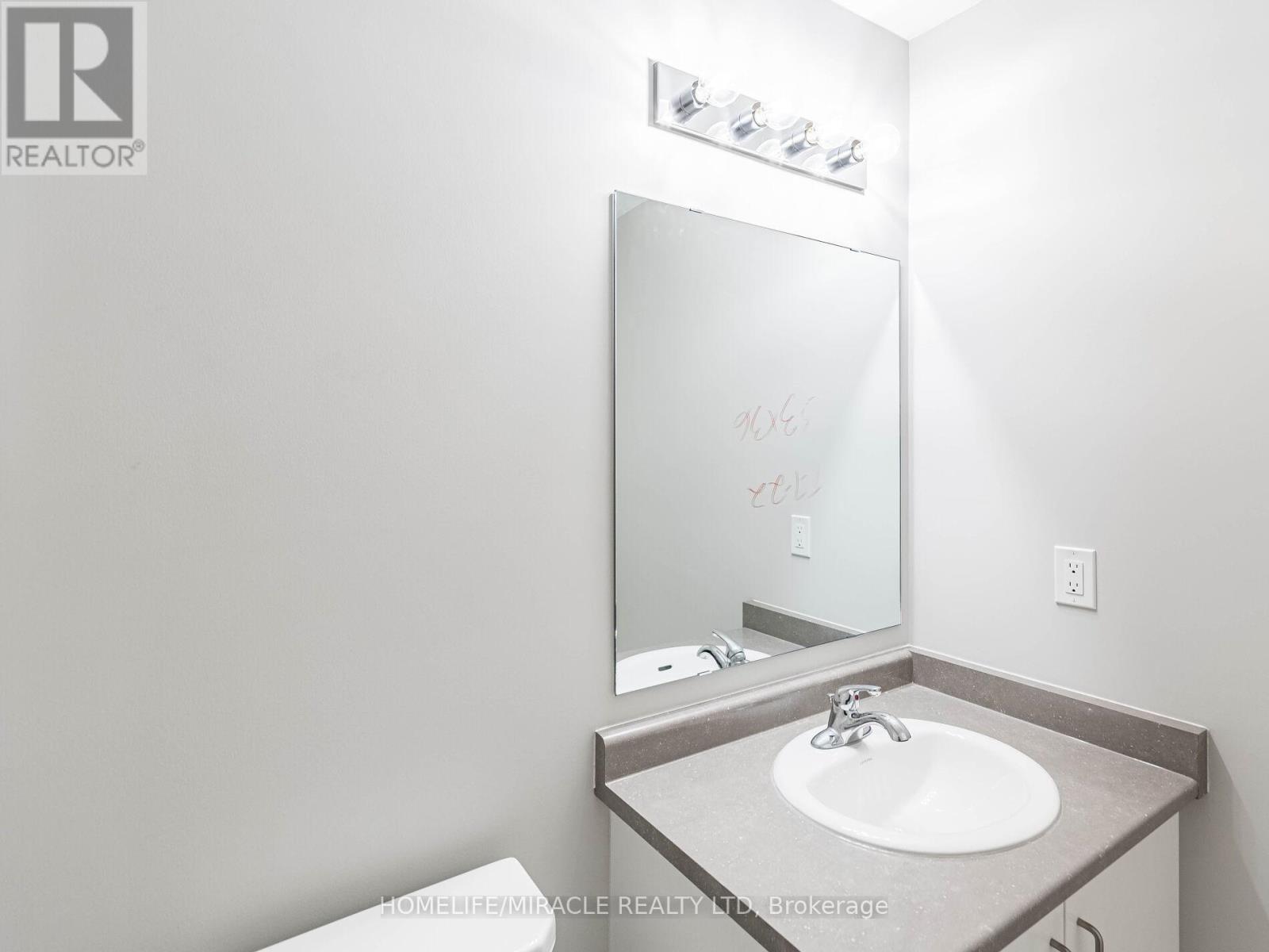 140 Aquasanta Crescent, Hamilton, Ontario  L9B 0J8 - Photo 38 - X12985988