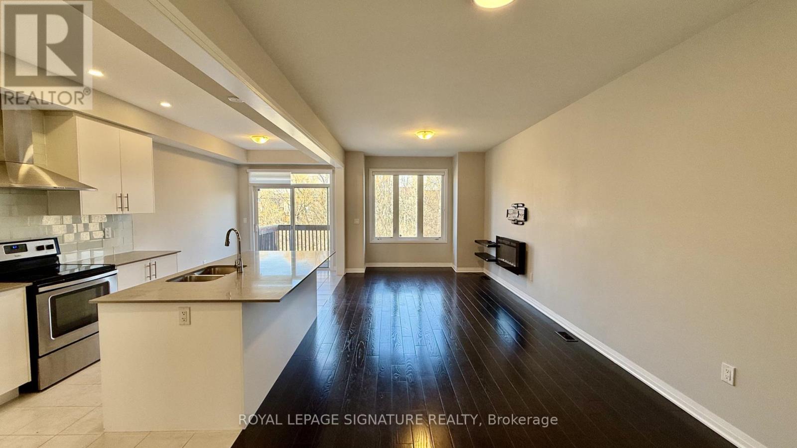 755 Elsley Court, Milton, Ontario  L9T 9J6 - Photo 6 - W12753636