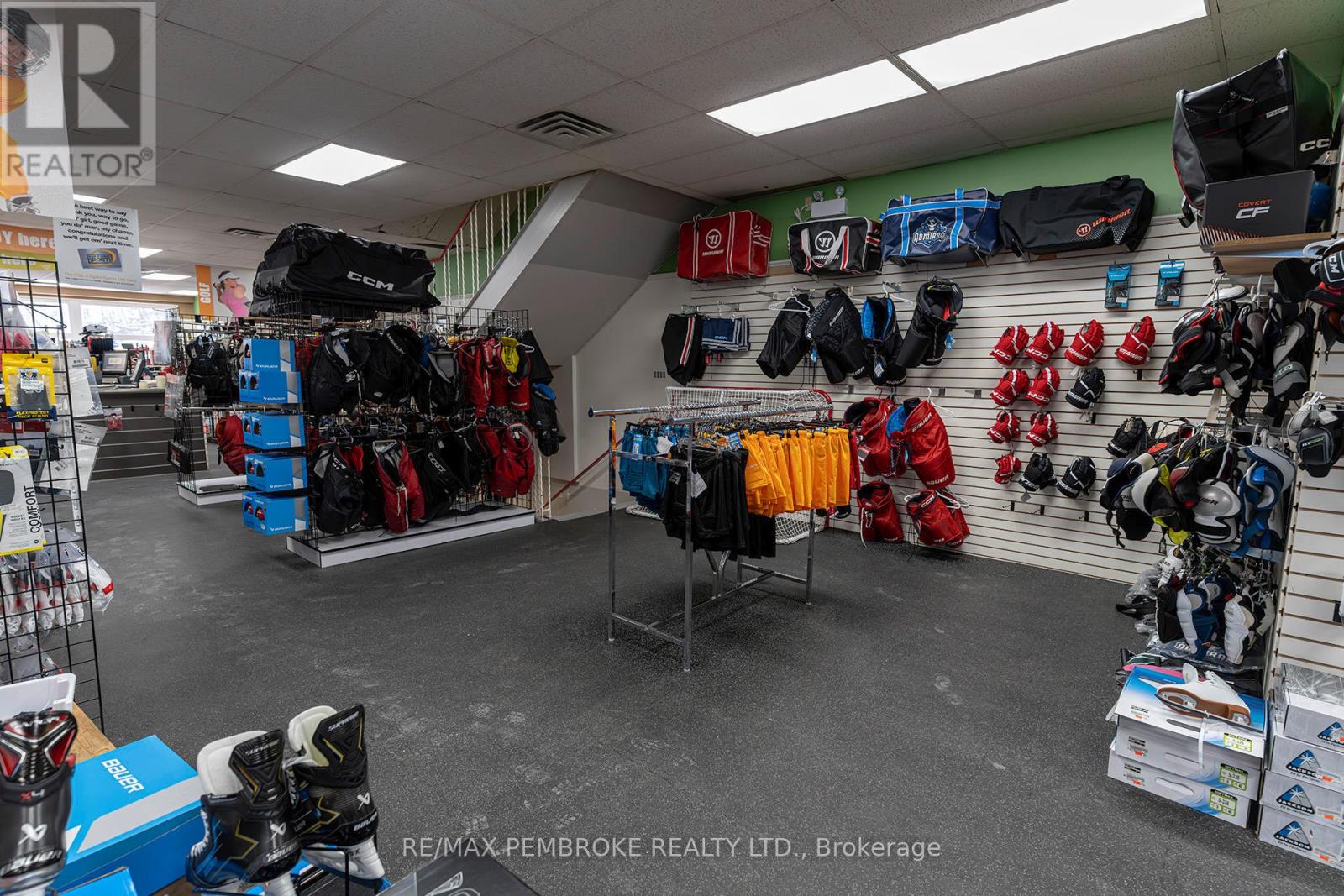 45 Pembroke Street W, Pembroke, Ontario  K8A 5M5 - Photo 14 - X11930771