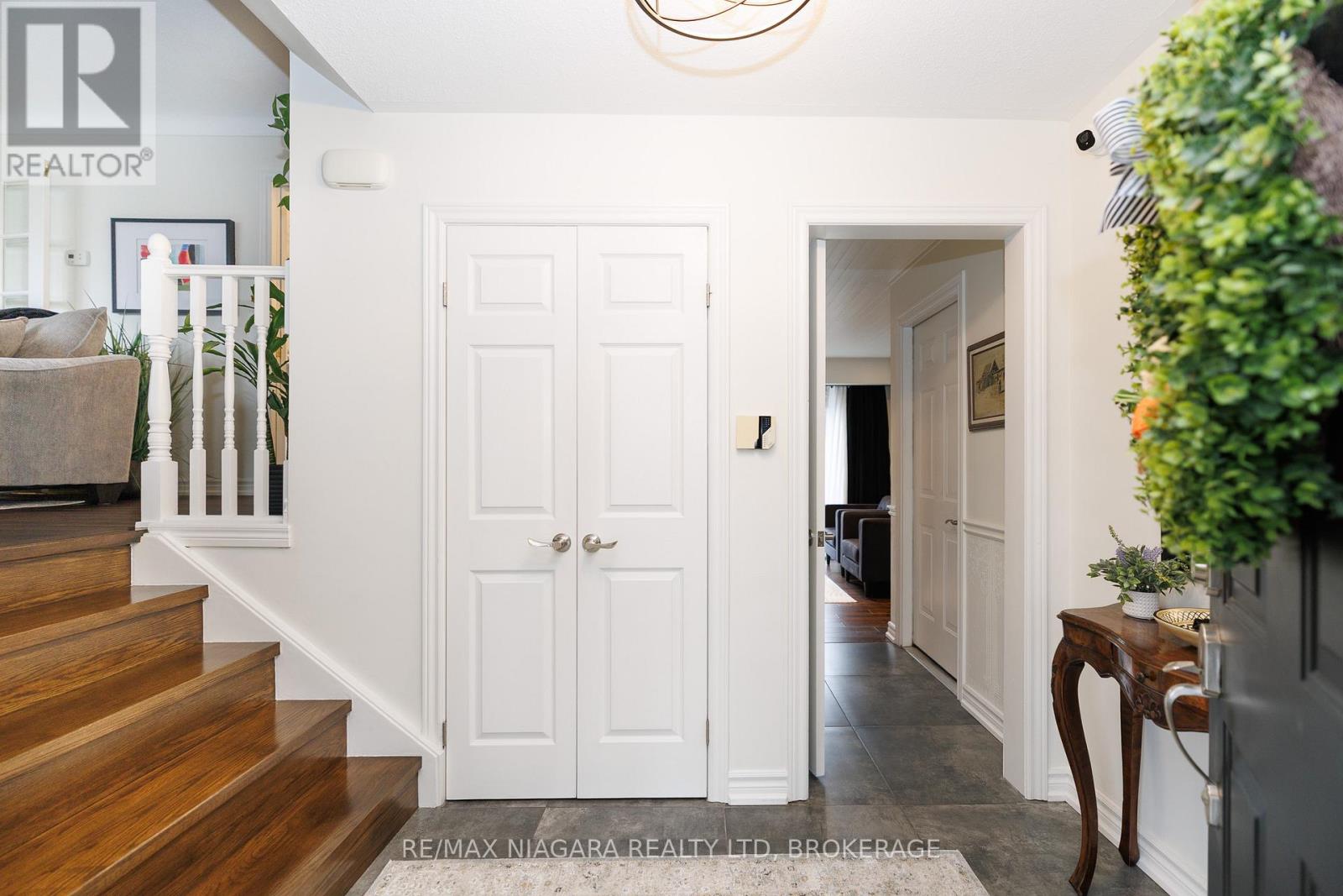 7013 Glengowan Crescent, Niagara Falls, Ontario  L2J 3R7 - Photo 4 - X12973388