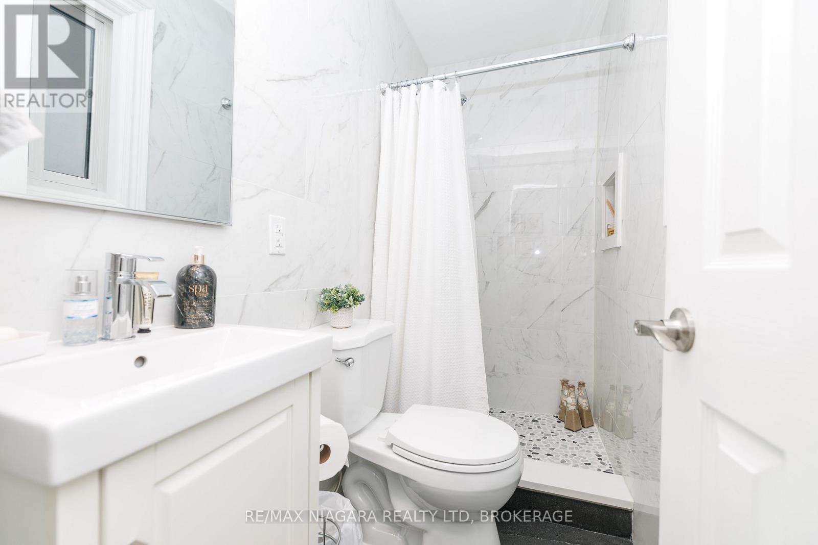 7013 Glengowan Crescent, Niagara Falls, Ontario  L2J 3R7 - Photo 14 - X12973388