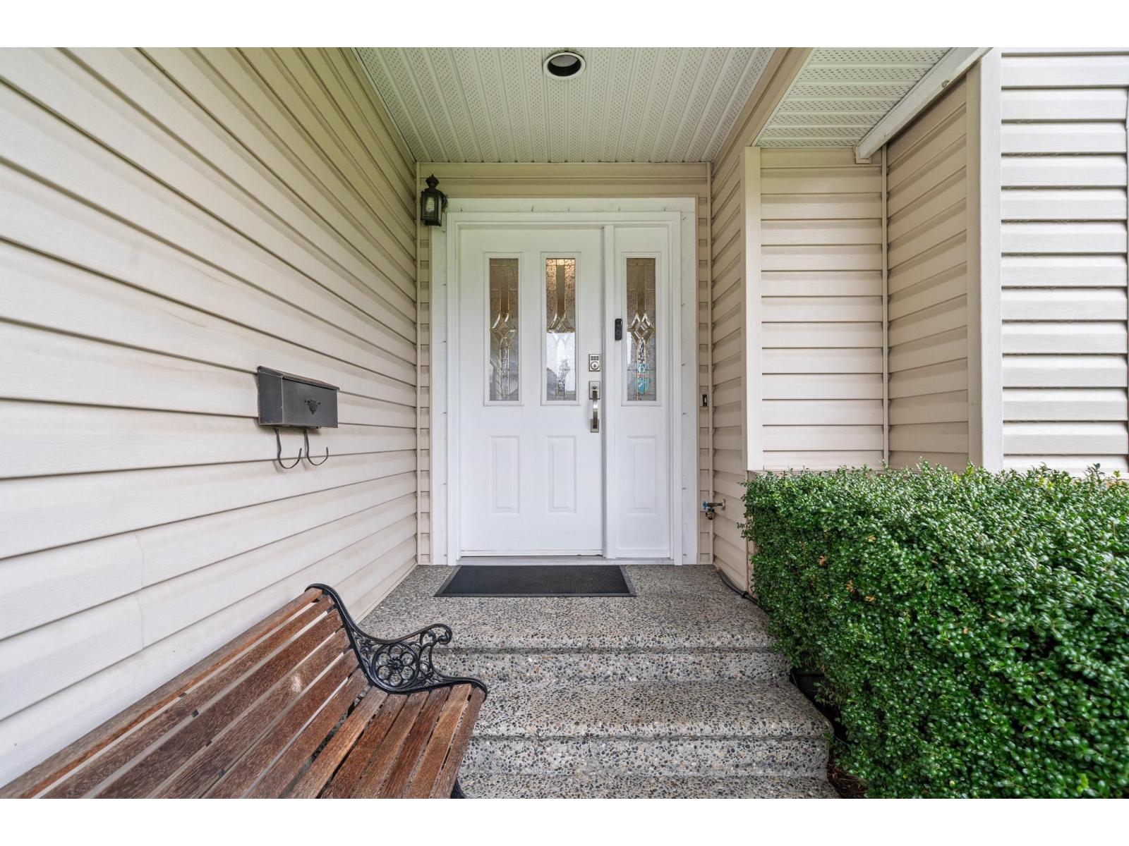 21481 Telegraph Trail, Langley, British Columbia  V1M 2K7 - Photo 5 - R3101613