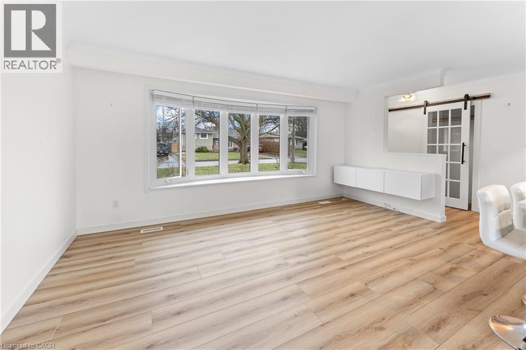 35 Bishops Road, St. Catharines, Ontario  L2M 1T8 - Photo 8 - 40811486