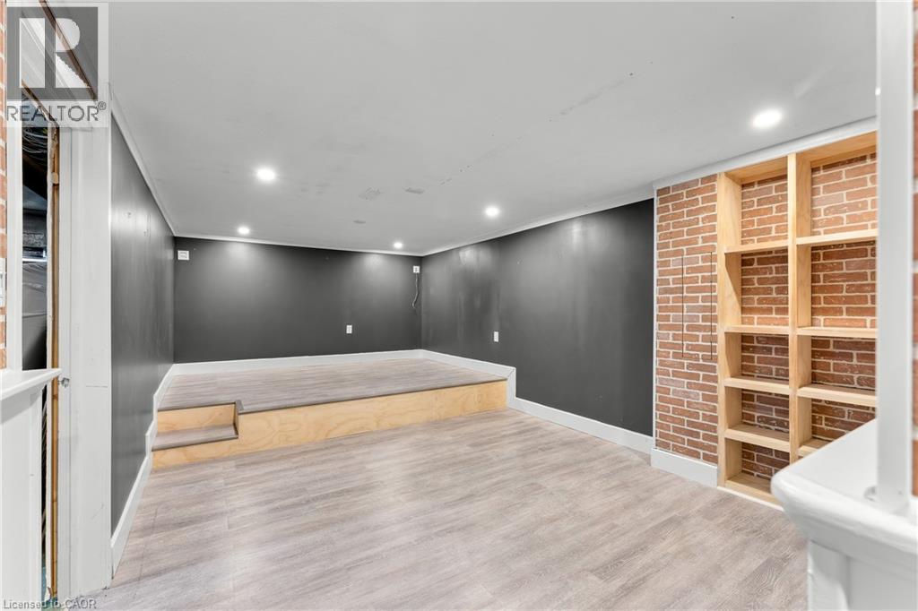 35 Bishops Road, St. Catharines, Ontario  L2M 1T8 - Photo 35 - 40811486