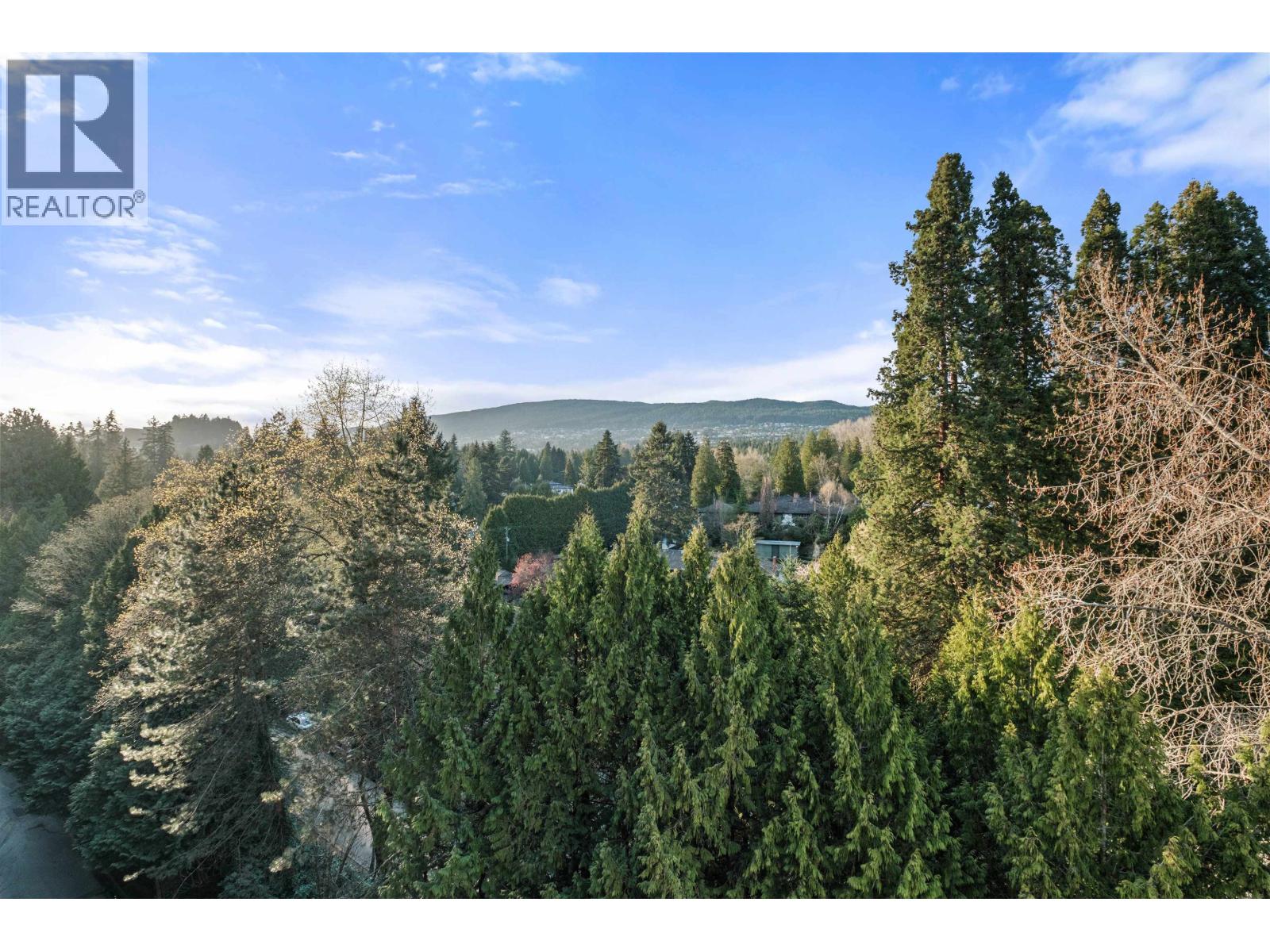 1205 2012 Fullerton Avenue, North Vancouver, British Columbia  V7P 3E3 - Photo 8 - R3110011