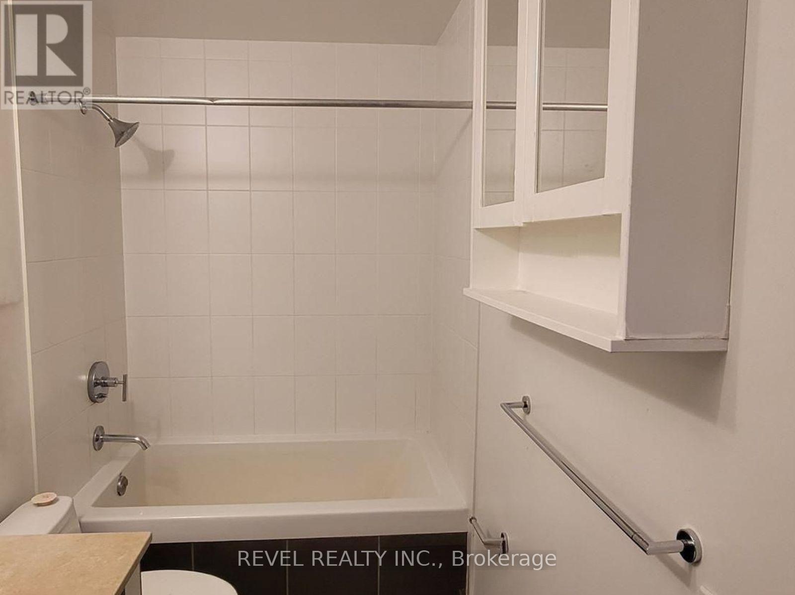 2901 - 33 Charles Street E, Toronto, Ontario  M4Y 0A2 - Photo 13 - C12986016