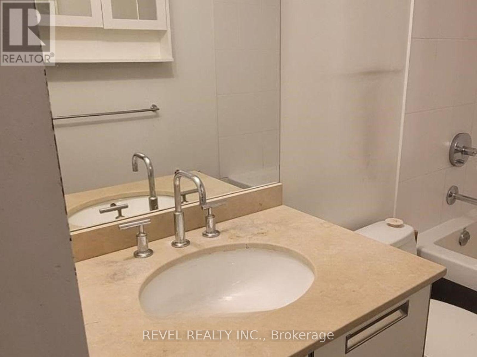 2901 - 33 Charles Street E, Toronto, Ontario  M4Y 0A2 - Photo 14 - C12986016