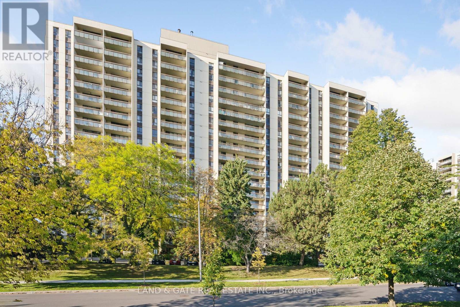 702 - 260 Seneca Hill Drive, Toronto (Don Valley Village), Ontario  M2J 4S6 - Photo 30 - C12986028