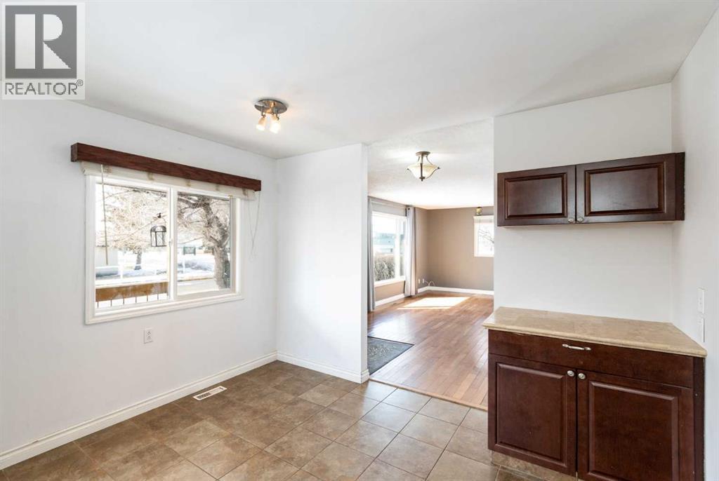 2301 21 Avenue, Bowden, Alberta  T0M 0K0 - Photo 11 - A2299616