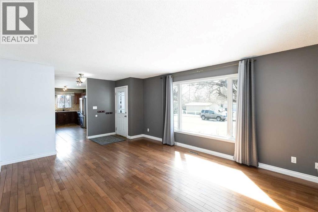 2301 21 Avenue, Bowden, Alberta  T0M 0K0 - Photo 7 - A2299616