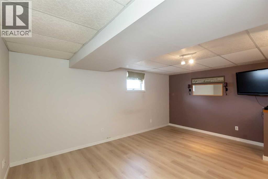 2301 21 Avenue, Bowden, Alberta  T0M 0K0 - Photo 25 - A2299616