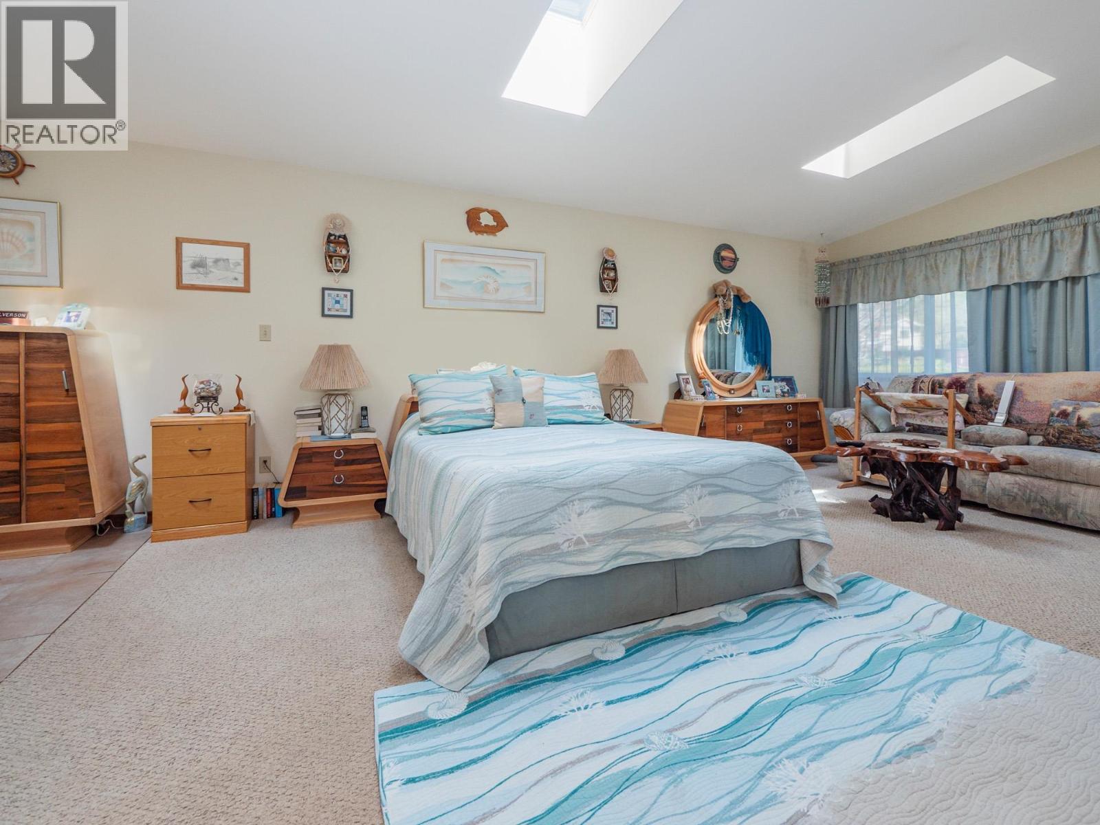 1459 Gower Point Road, Gibsons, British Columbia  V0N 1V3 - Photo 15 - R3110078