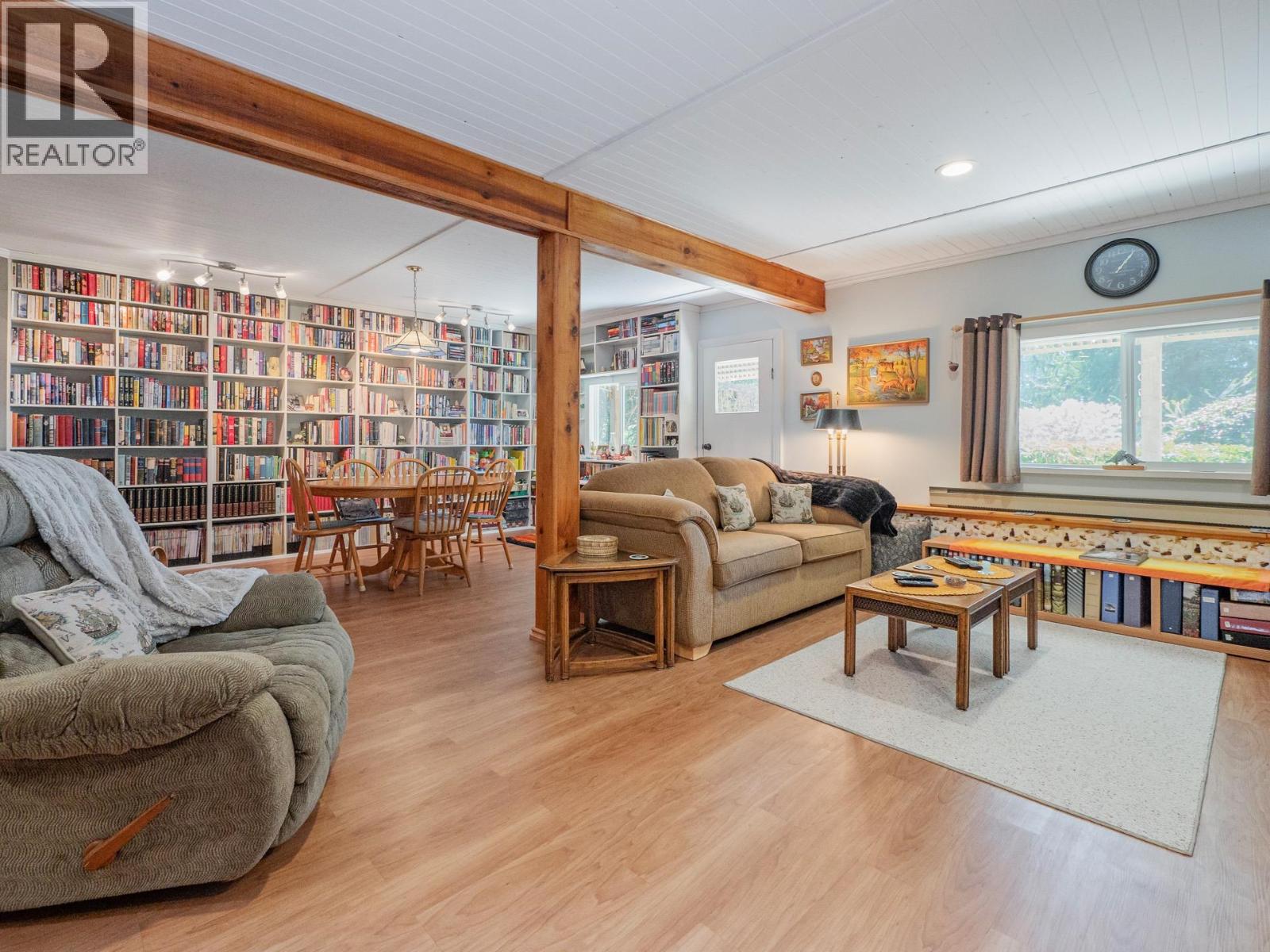 1459 Gower Point Road, Gibsons, British Columbia  V0N 1V3 - Photo 23 - R3110078