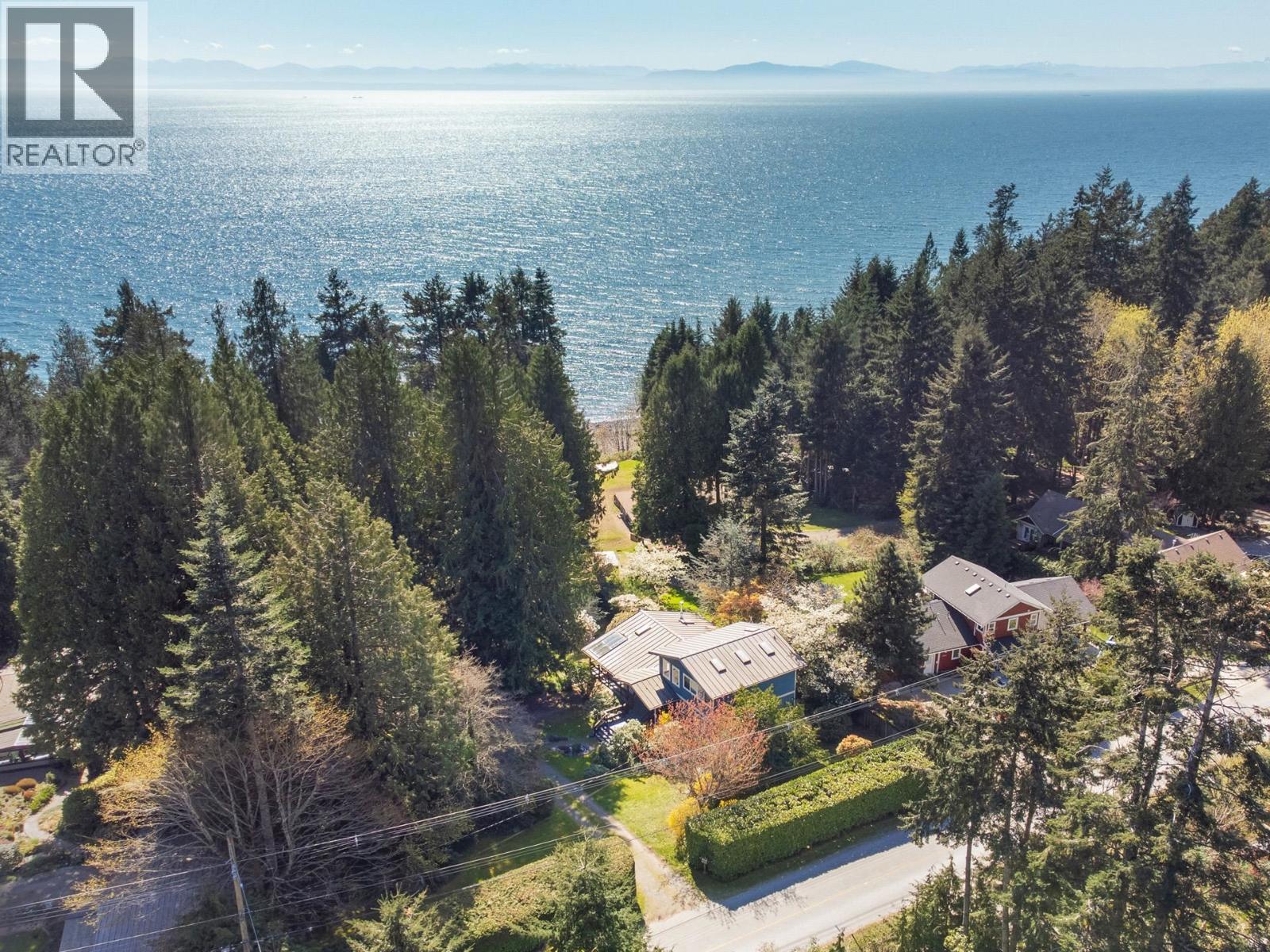 1459 Gower Point Road, Gibsons, British Columbia  V0N 1V3 - Photo 5 - R3110078
