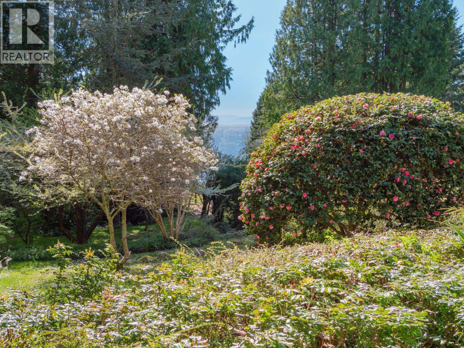 1459 Gower Point Road, Gibsons, British Columbia  V0N 1V3 - Photo 6 - R3110078