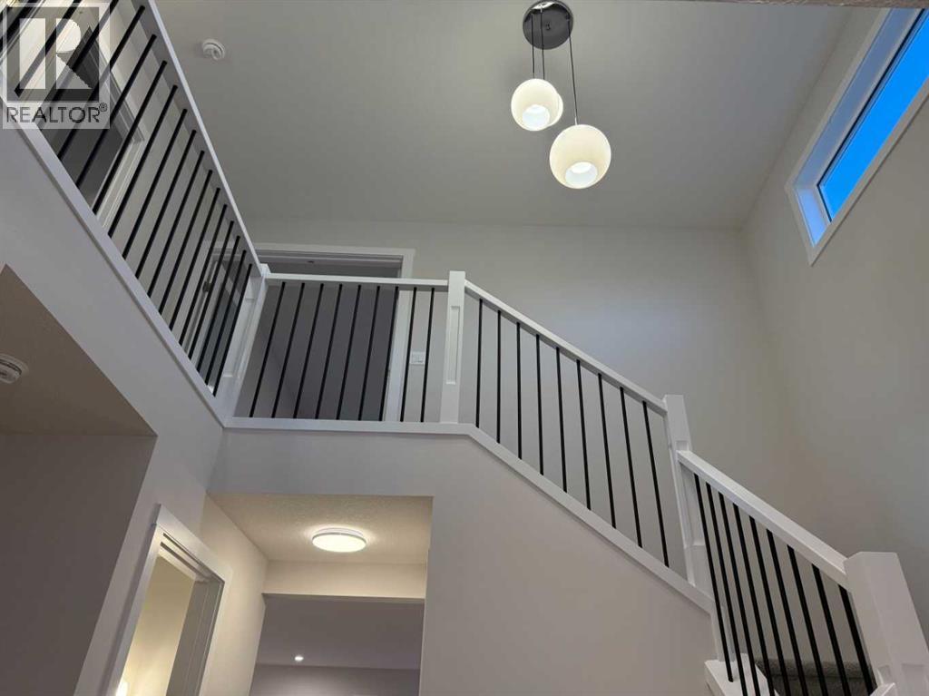 51 Sunrise Heath, Cochrane, Alberta  T4C 3C5 - Photo 21 - A2256885