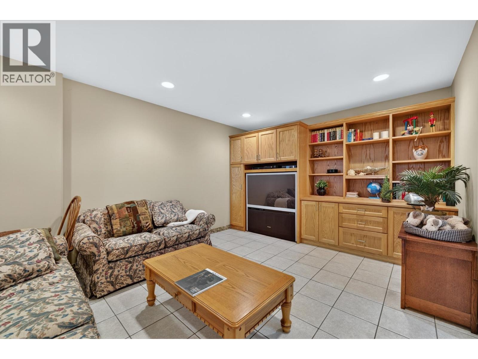 1627 E 34th Avenue, Vancouver, British Columbia  V5P 1A2 - Photo 22 - R3108983