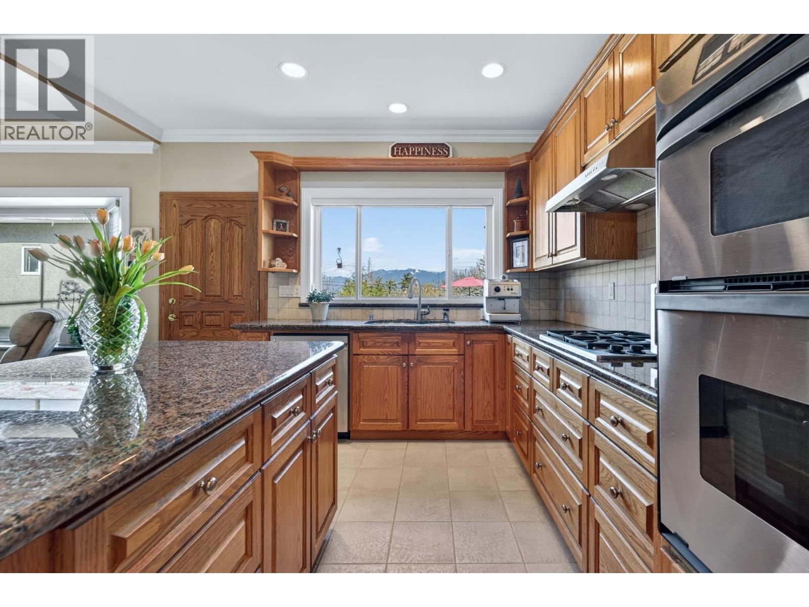 1627 E 34th Avenue, Vancouver, British Columbia  V5P 1A2 - Photo 7 - R3108983