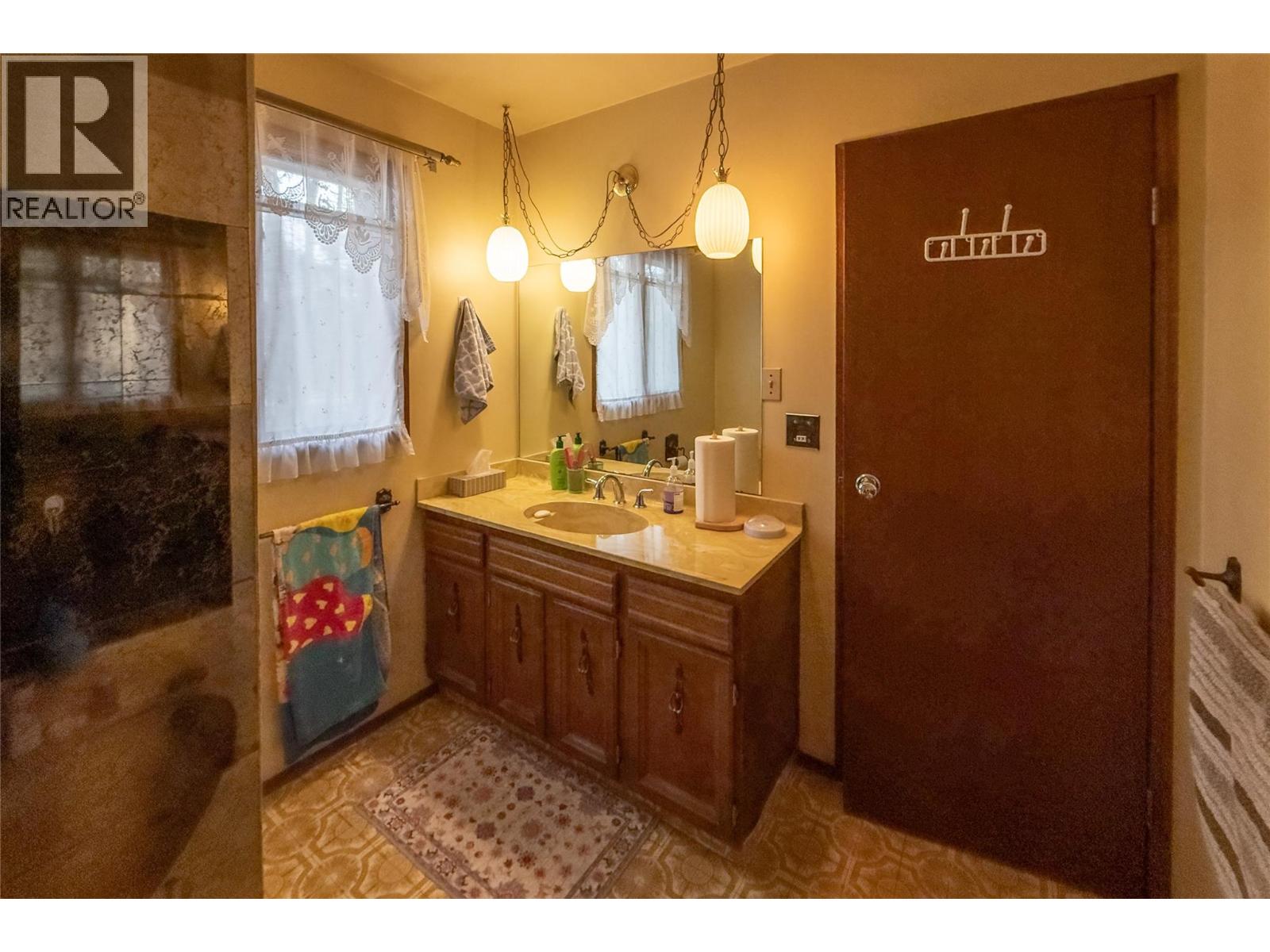 1420 Birch Crescent, Golden, British Columbia  V0A 1H6 - Photo 15 - 10382887