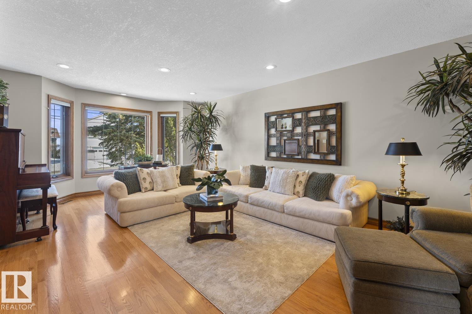 223 Birch Av, Cold Lake, Alberta  T9M 1E5 - Photo 4 - E4481813