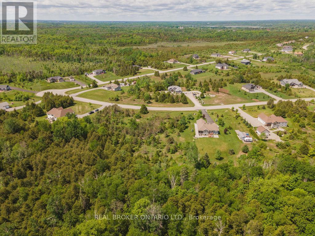 117 Colonel By Way, Merrickville-Wolford, Ontario  K0G 1N0 - Photo 2 - X12986012