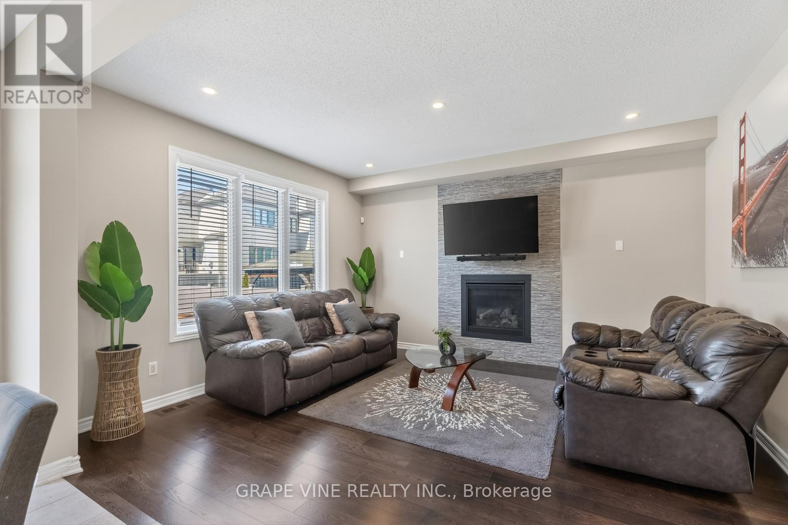 908 Pedigree Street, Ottawa, Ontario  K2S 0Y5 - Photo 14 - X12986036