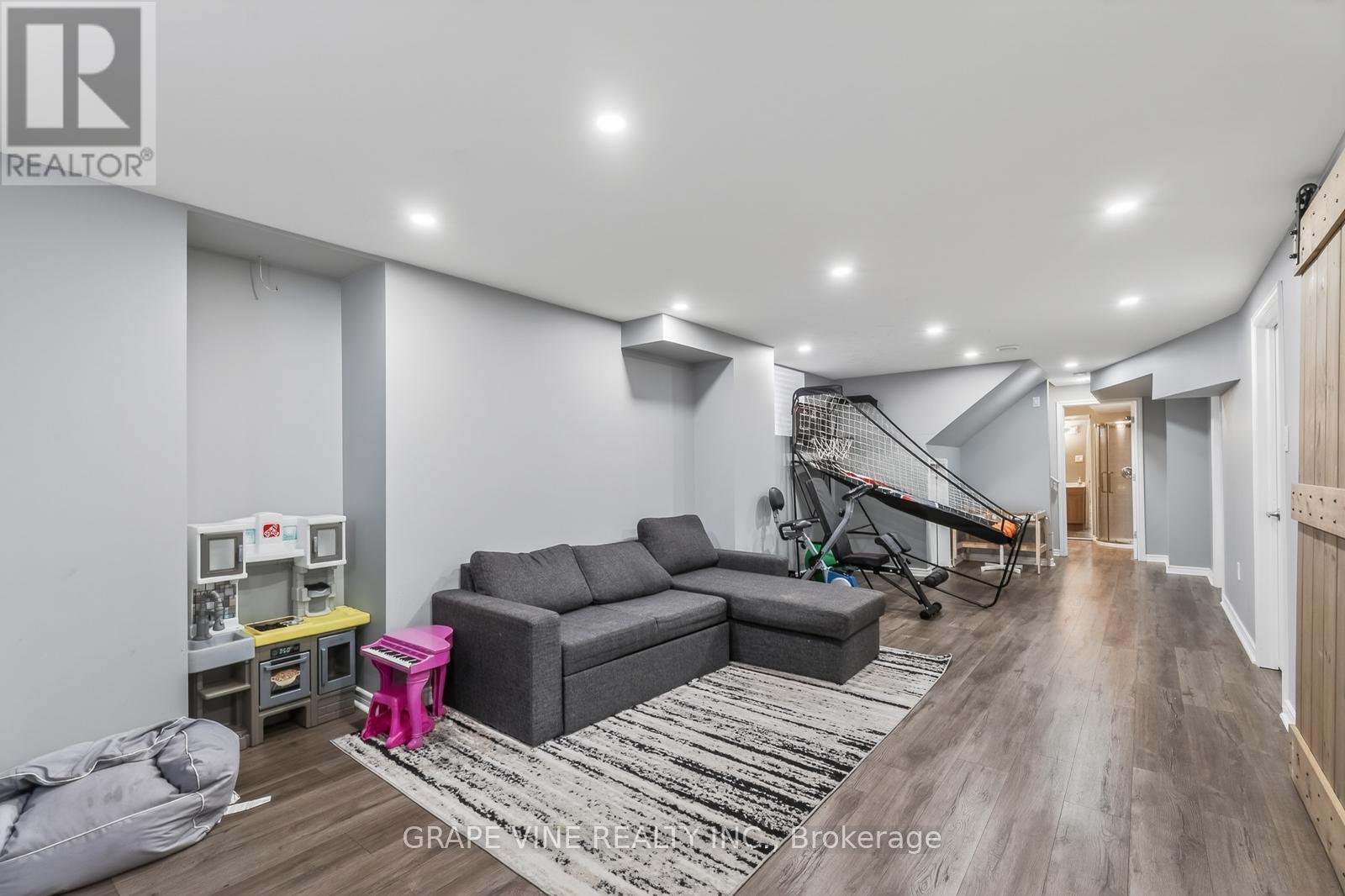 908 Pedigree Street, Ottawa, Ontario  K2S 0Y5 - Photo 34 - X12986036