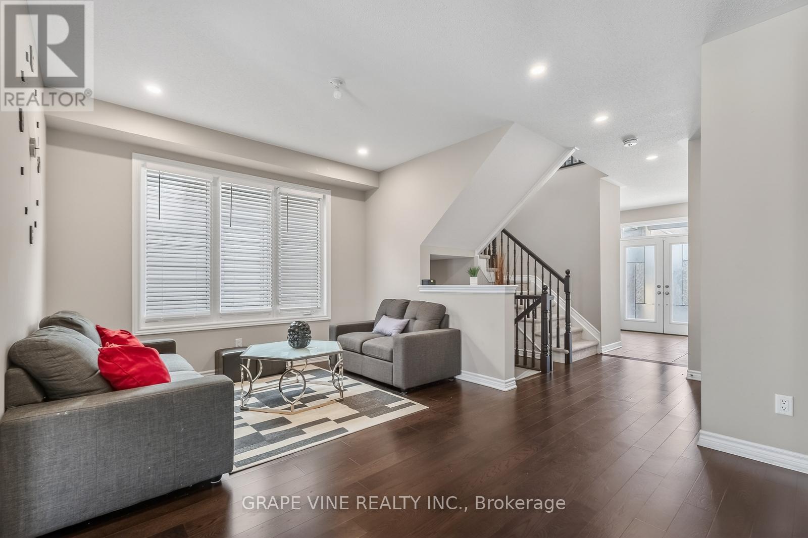 908 Pedigree Street, Ottawa, Ontario  K2S 0Y5 - Photo 9 - X12986036