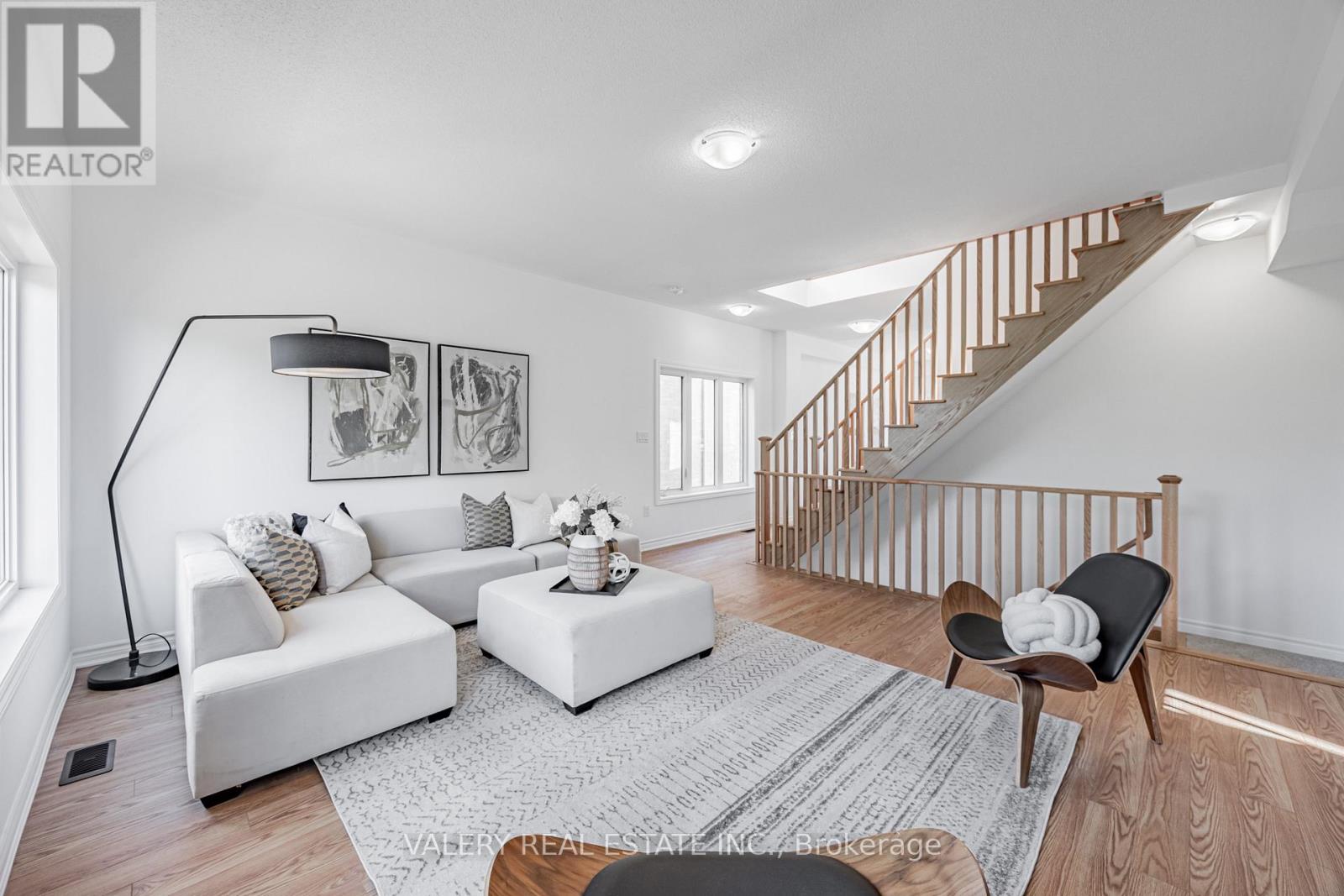 139 Pidgeon Street, Toronto, Ontario  M1L 0J3 - Photo 9 - E12986046