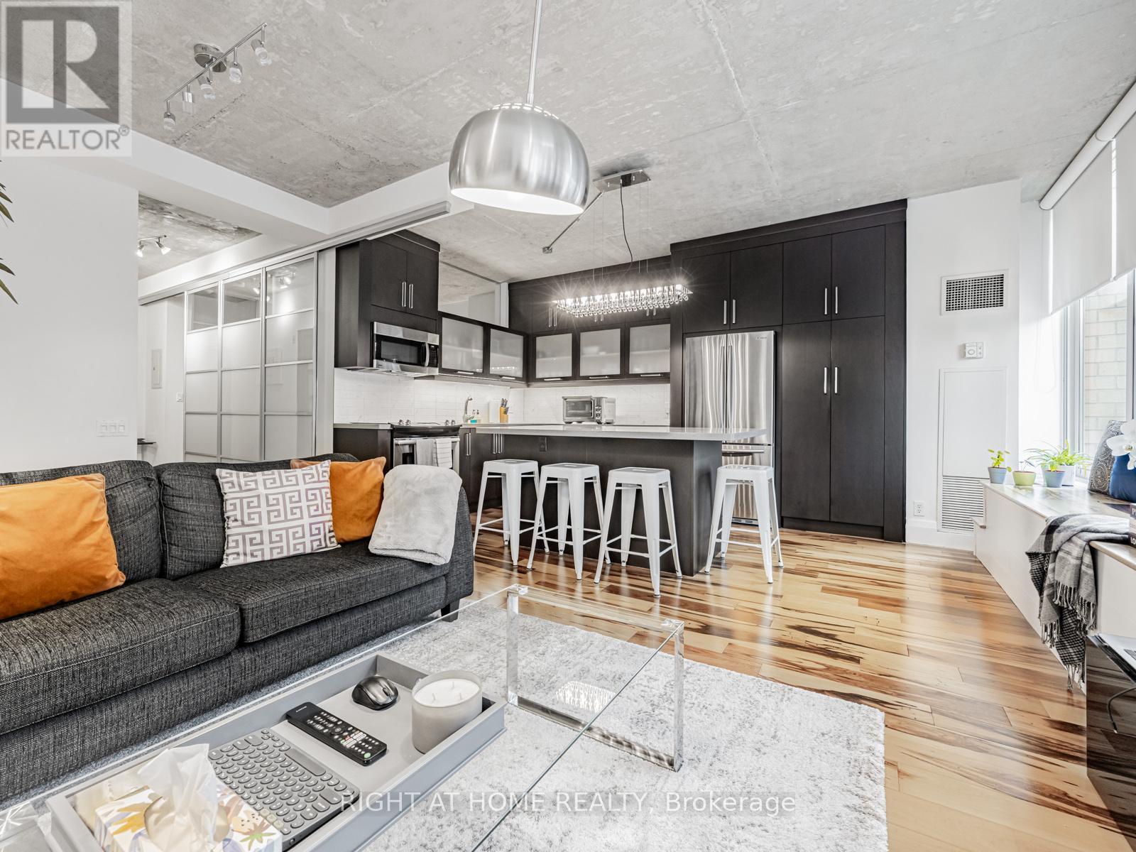 405 - 50 Camden Street, Toronto, Ontario  M5V 3N1 - Photo 4 - C12982896