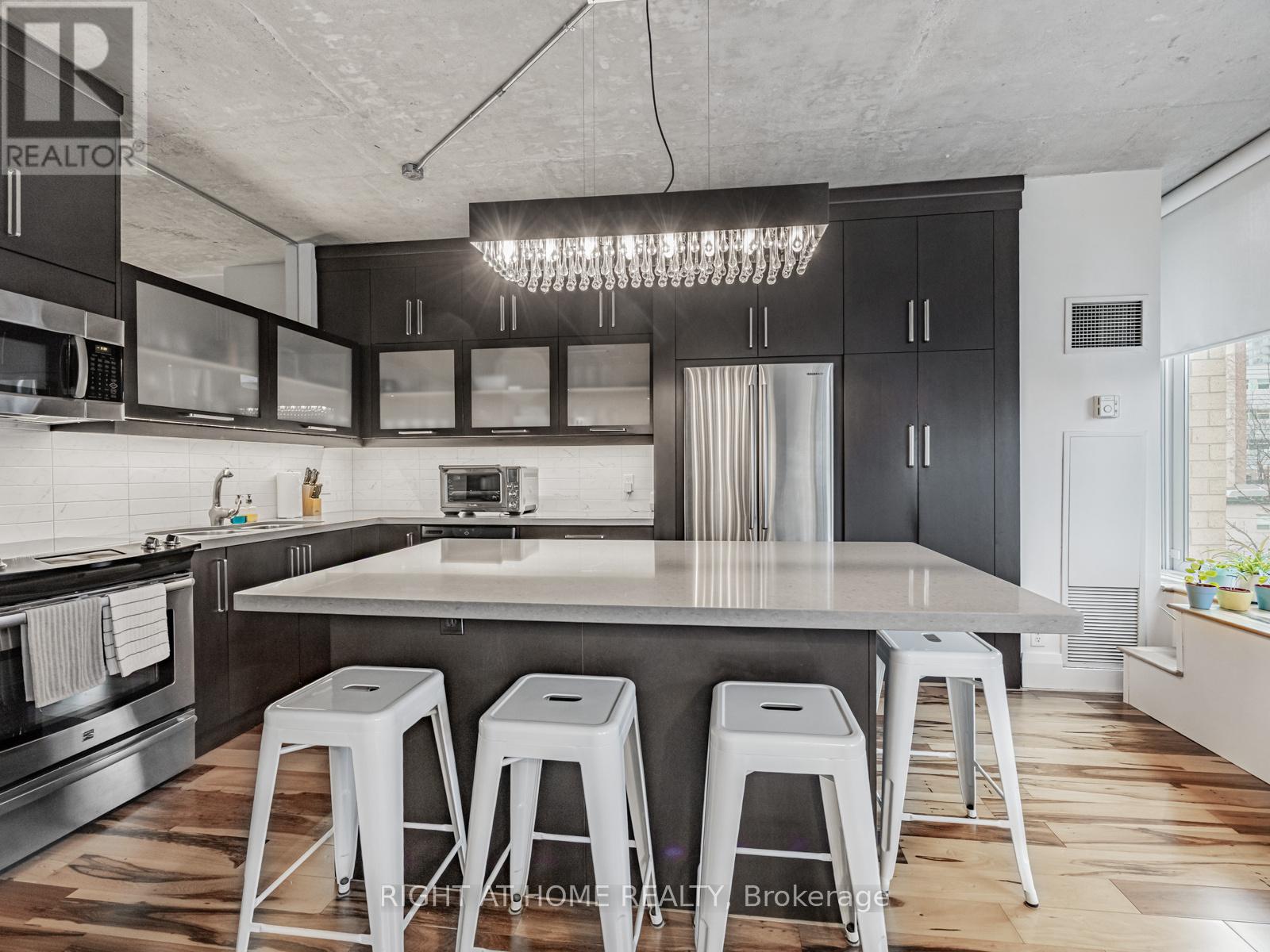 405 - 50 Camden Street, Toronto, Ontario  M5V 3N1 - Photo 5 - C12982896