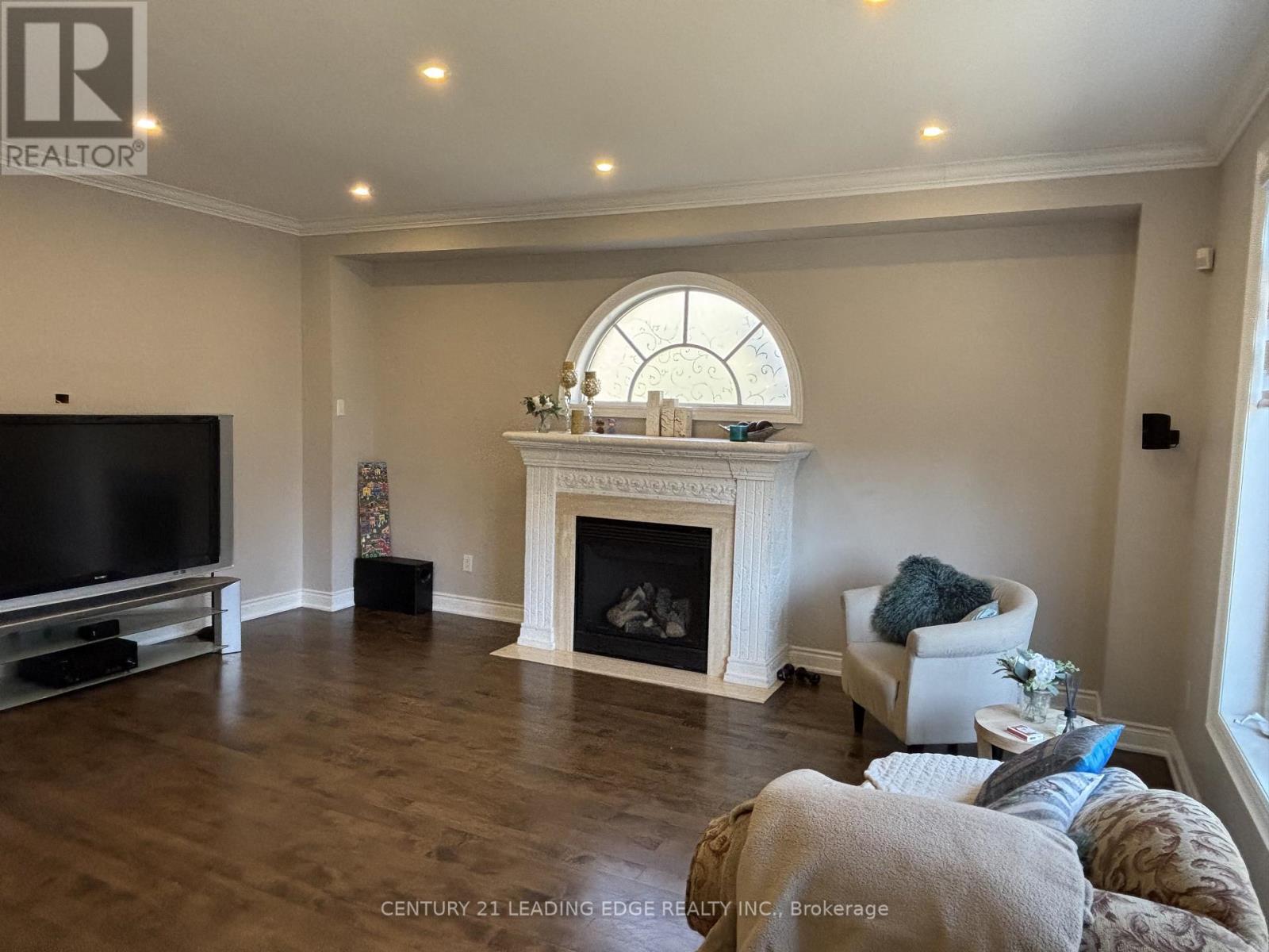 475 Worthington Avenue, Richmond Hill, Ontario  L4E 4R6 - Photo 11 - N12986032