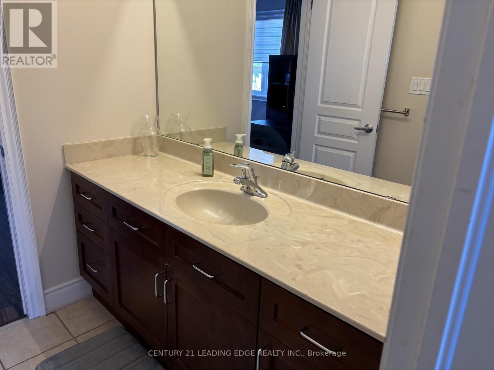 475 Worthington Avenue, Richmond Hill, Ontario  L4E 4R6 - Photo 26 - N12986032