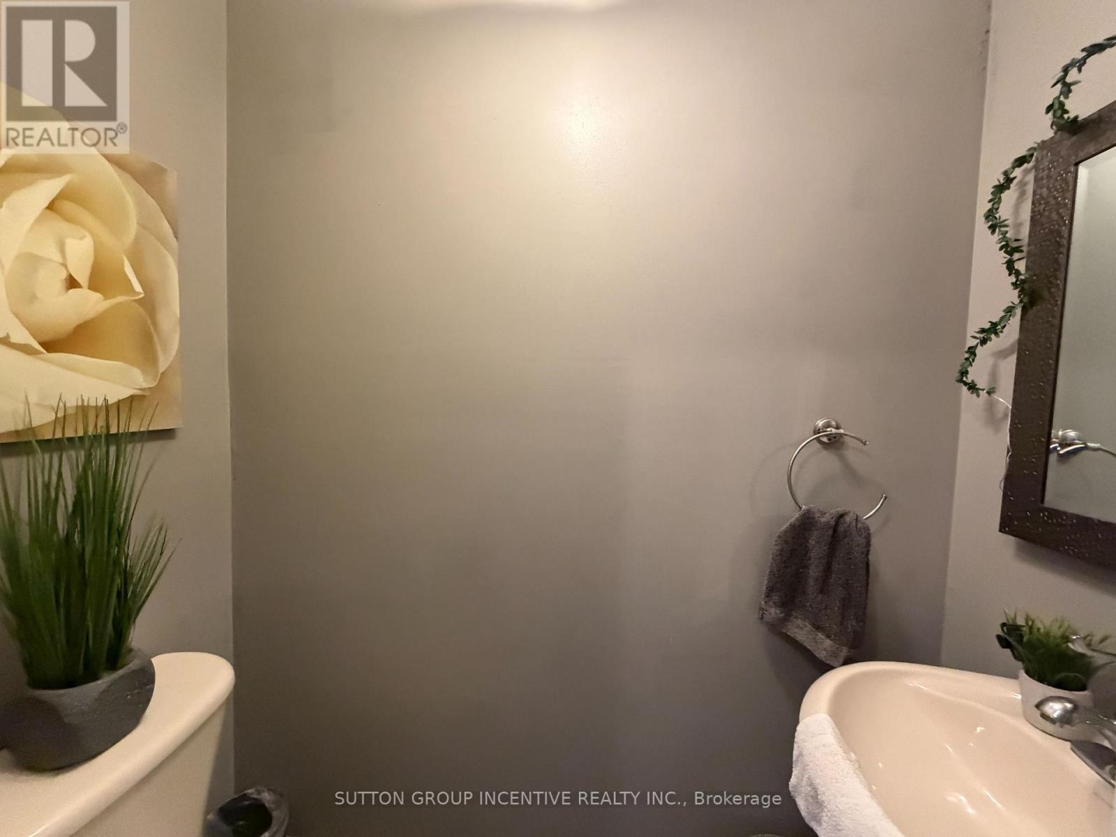 422 Mapleton Avenue, Barrie, Ontario  L4N 0Z8 - Photo 13 - S12986020