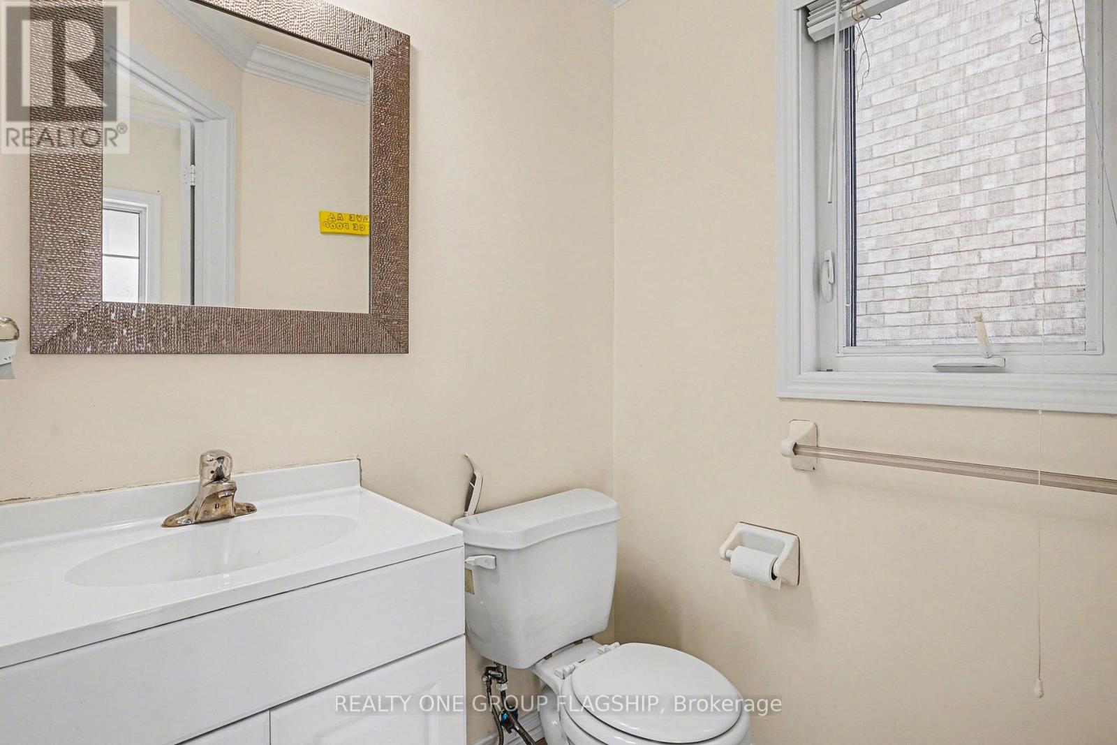 4208 Prudham Avenue, Burlington, Ontario  L7M 0N2 - Photo 11 - W12986040