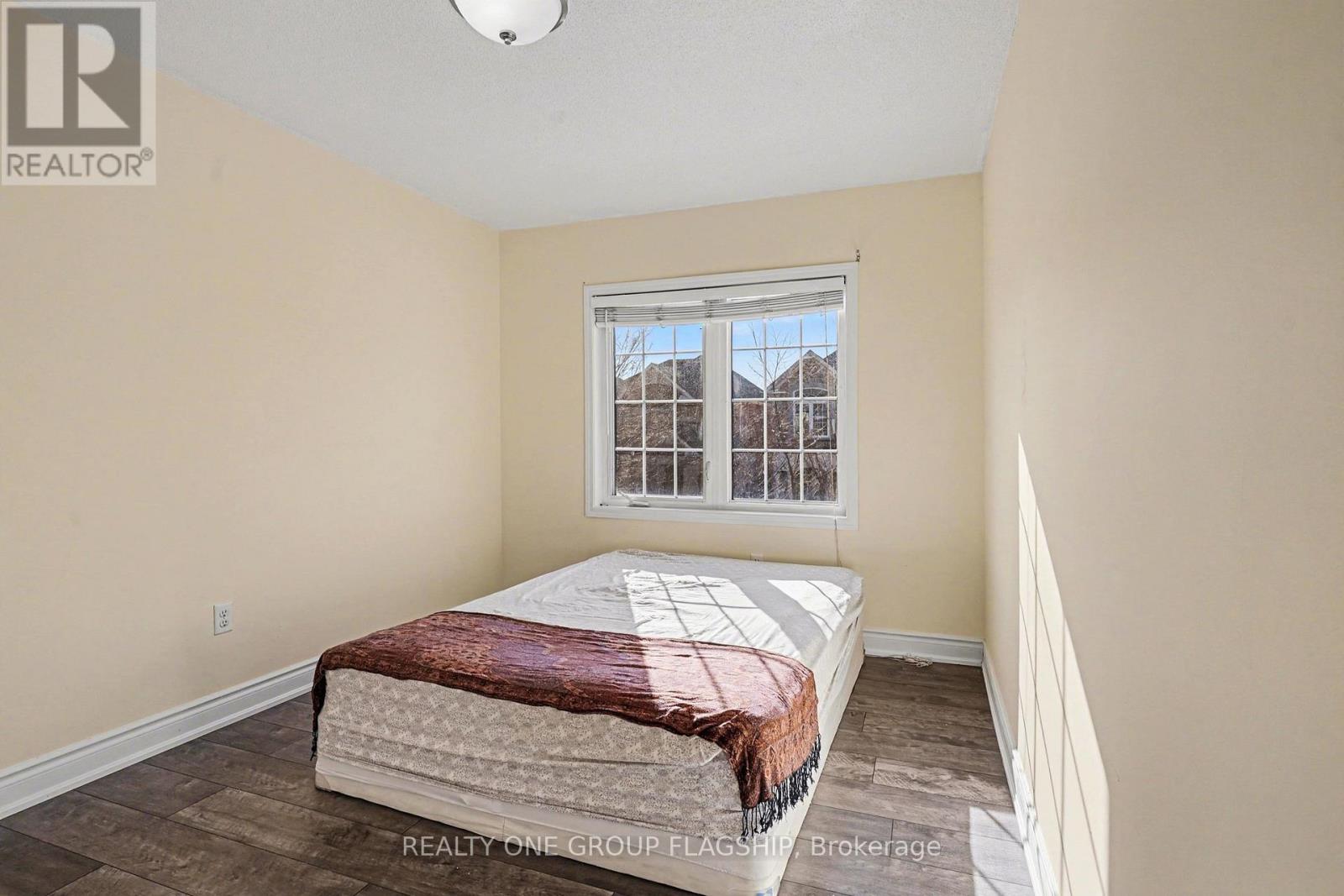 4208 Prudham Avenue, Burlington, Ontario  L7M 0N2 - Photo 19 - W12986040