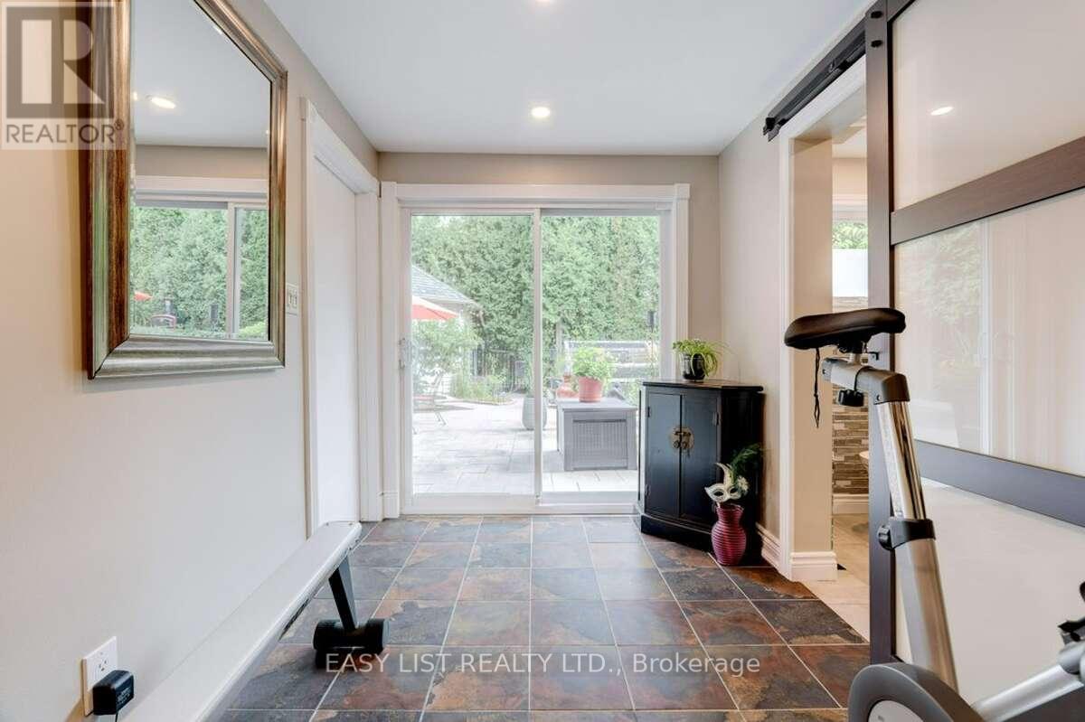 193 Pine Cove Road, Burlington, Ontario  L7N 1W1 - Photo 19 - W12986048