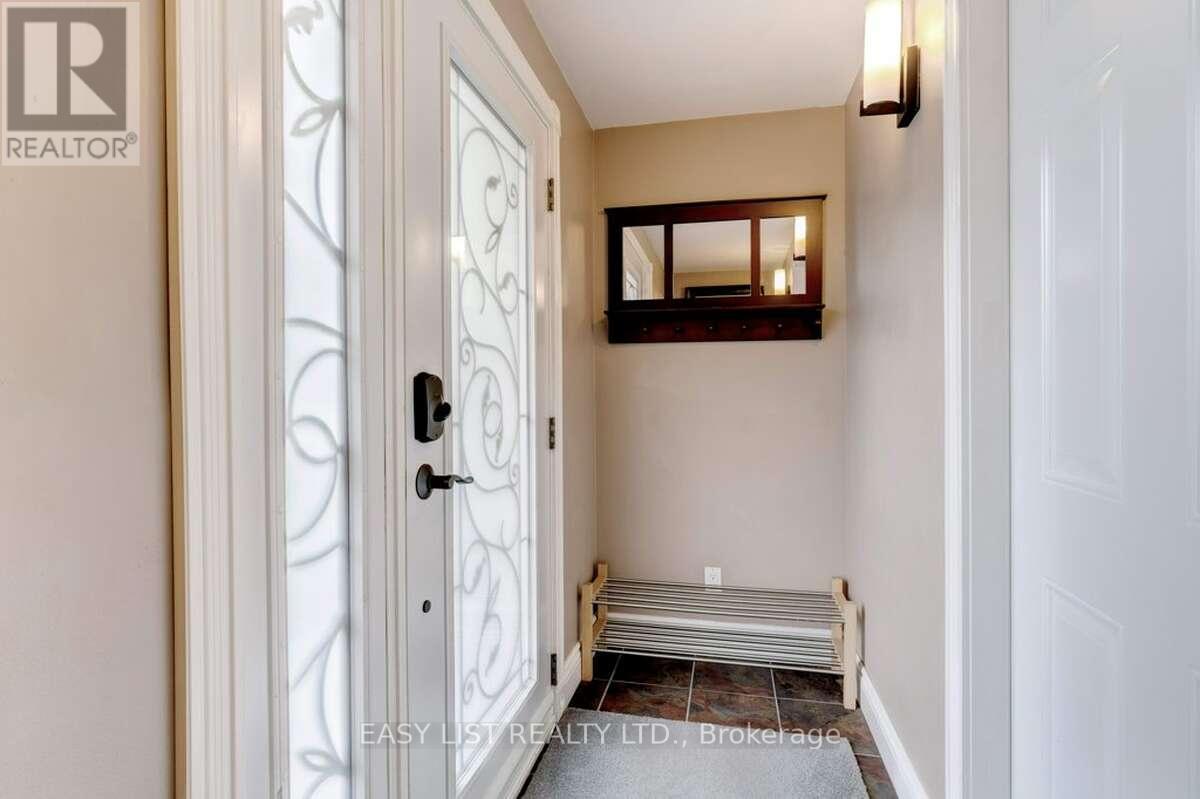 193 Pine Cove Road, Burlington, Ontario  L7N 1W1 - Photo 23 - W12986048