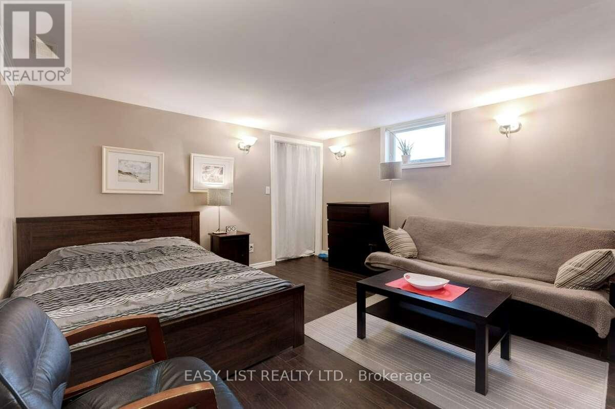 193 Pine Cove Road, Burlington, Ontario  L7N 1W1 - Photo 25 - W12986048