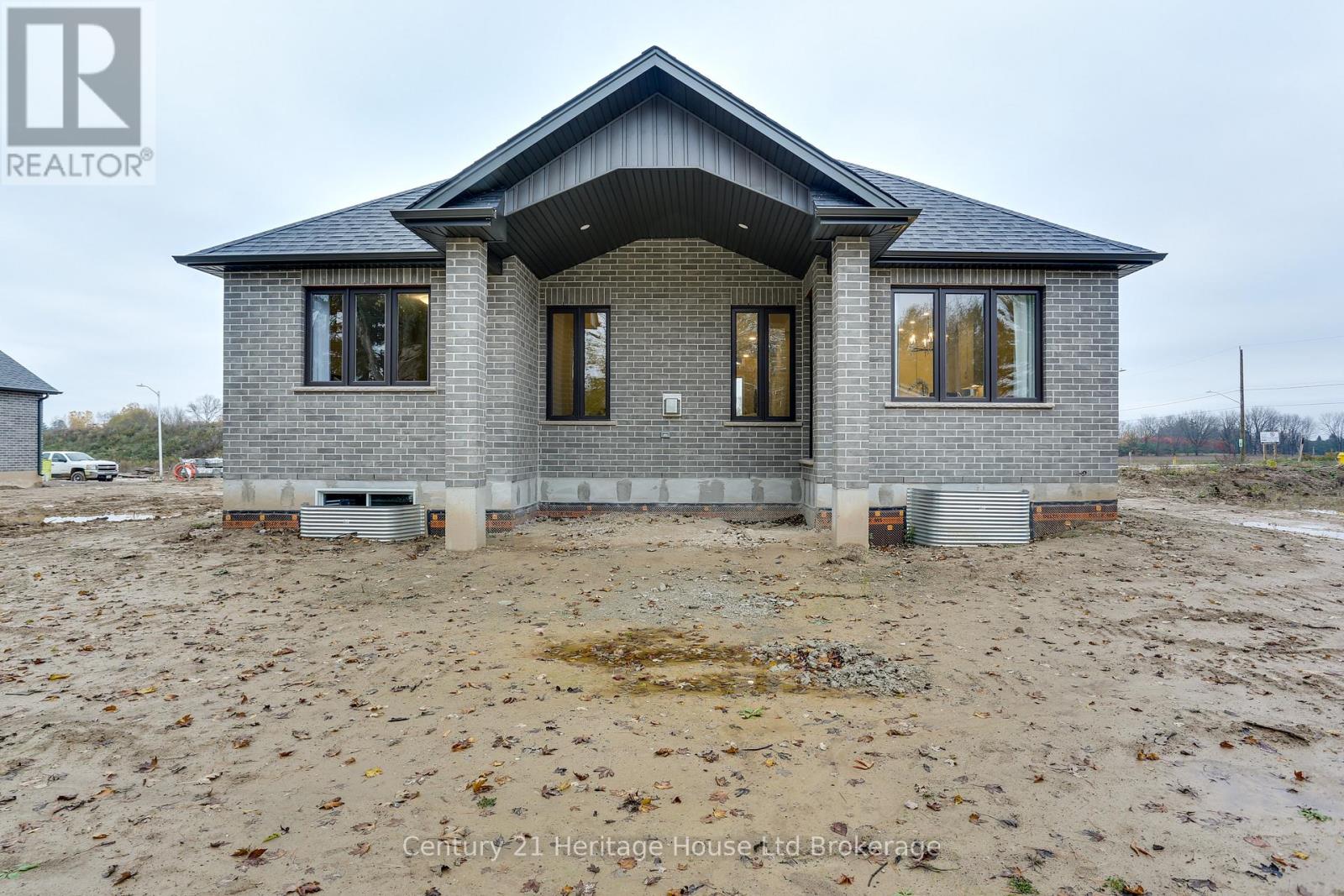 114 Beech Boulevard, Tillsonburg, Ontario  N4G 5S1 - Photo 27 - X12986076